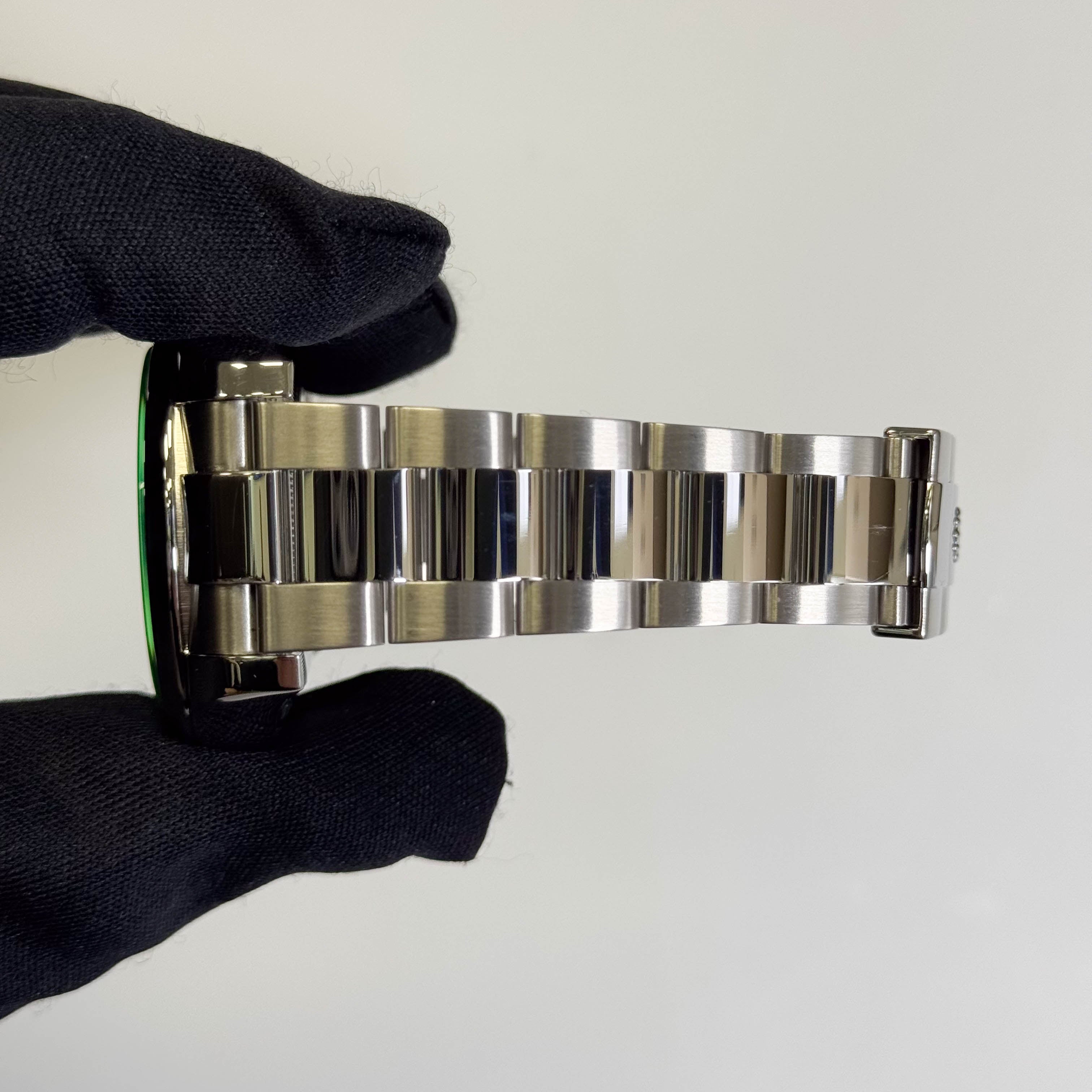 Rolex Milgauss 40mm Black Dial Watch Ref# 116400GV - Happy Jewelers Fine Jewelry Lifetime Warranty