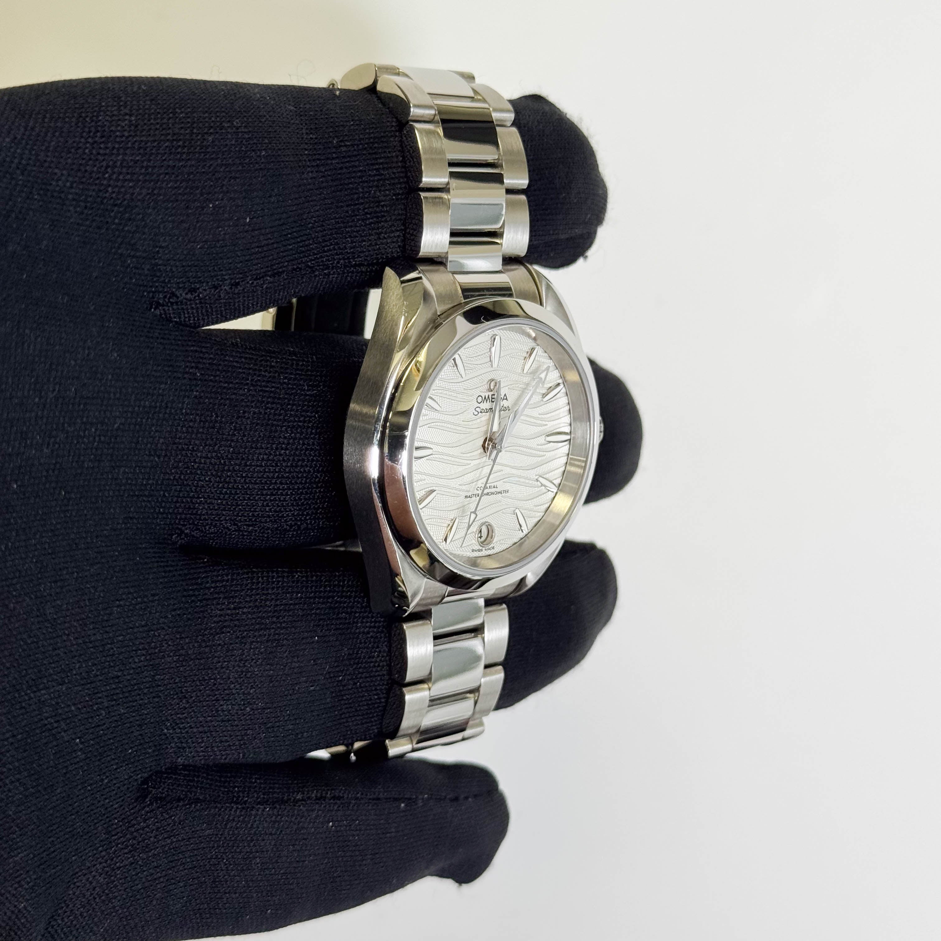 Omega Seamaster Aqua Terra 34mm Silver Dial Watch Ref# 220.10.34.20.02.002 - Happy Jewelers Fine Jewelry Lifetime Warranty