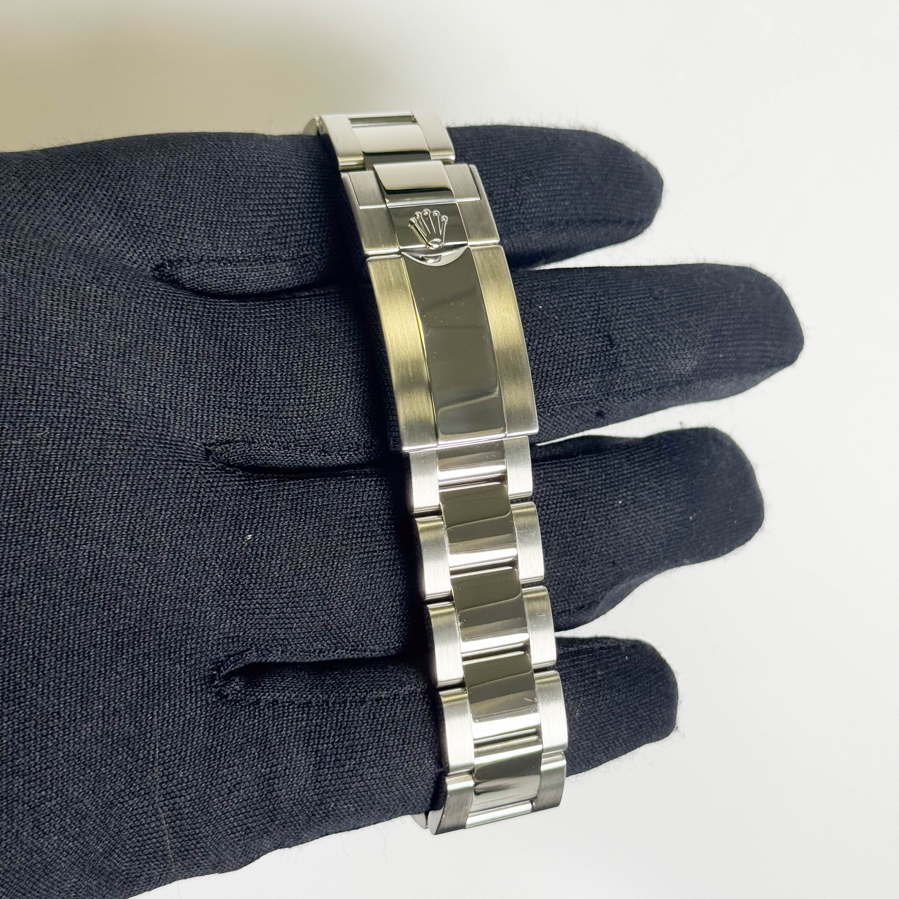 Rolex GMT-Master II 40mm Black Dial Watch Ref# 116710LN - Happy Jewelers Fine Jewelry Lifetime Warranty