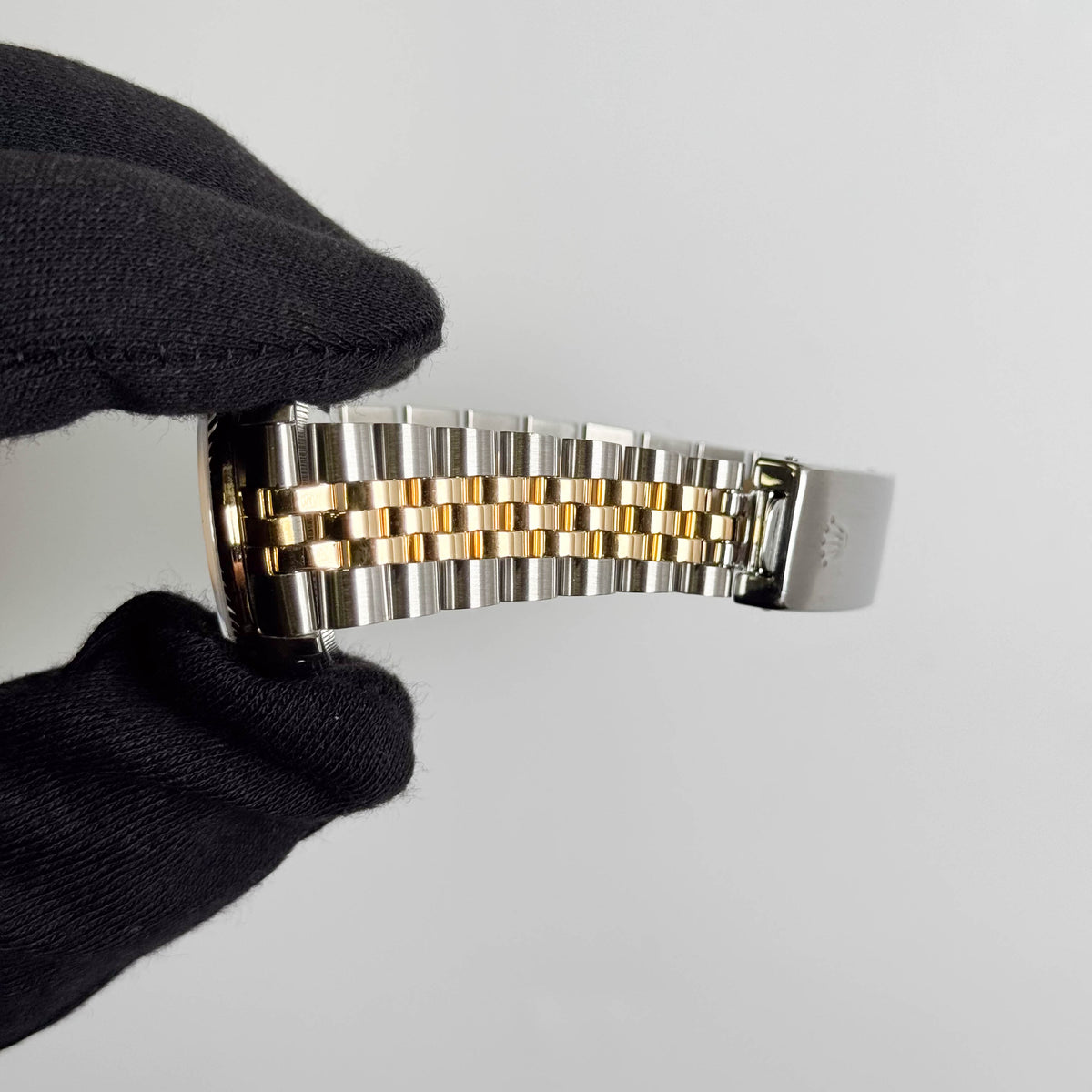 Rolex Datejust 31mm Champagne Dial Watch Ref# 68273