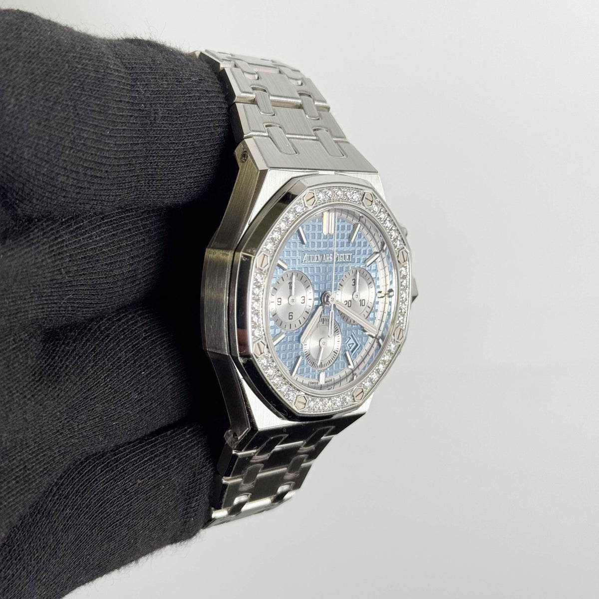 Audemars Piguet Royal Oak Blue Dial Watch Ref# 26715ST.ZZ.1356ST.01
