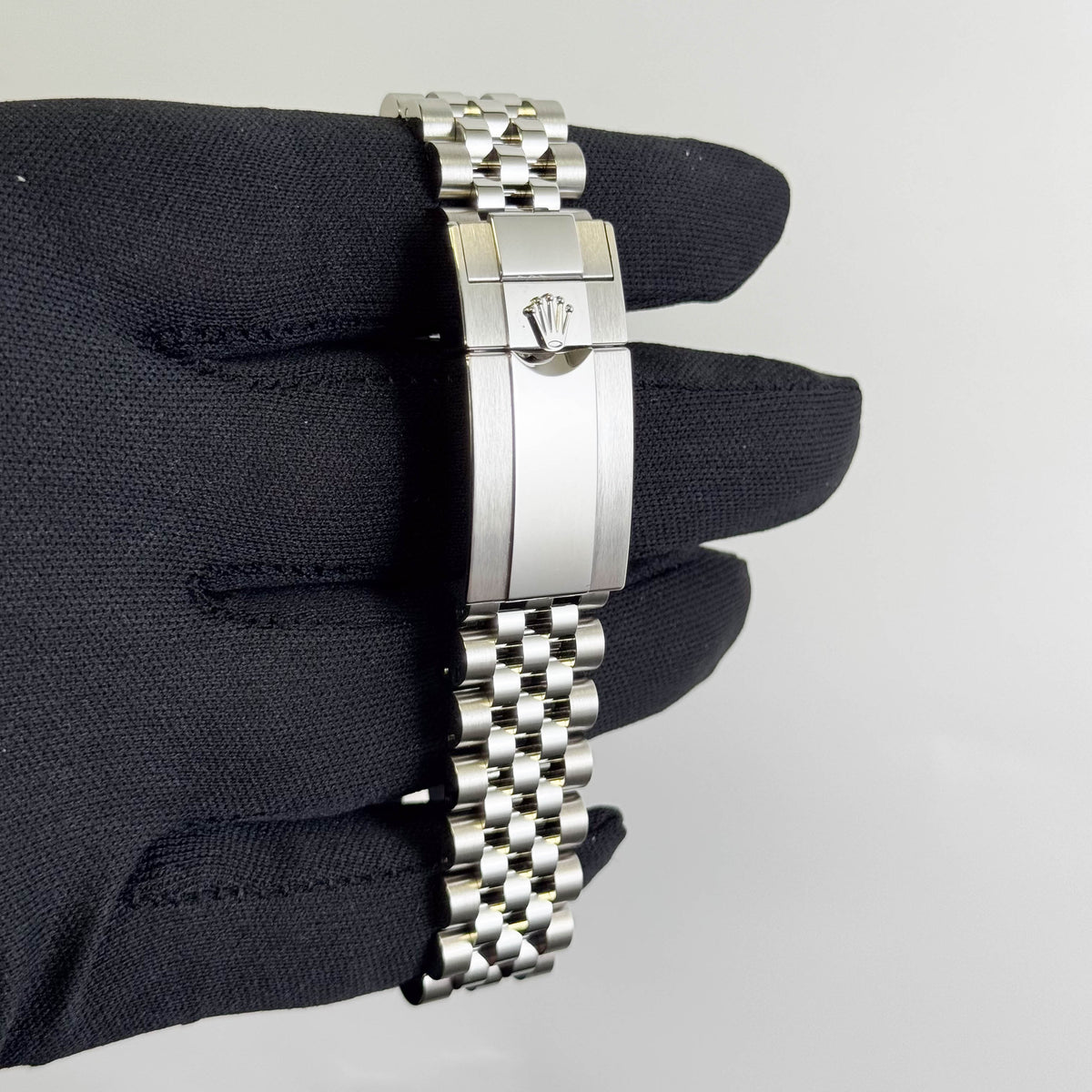 Rolex GMT-Master II "Batgirl" 40mm Black Dial Watch Ref# 126710BLNR - Happy Jewelers Fine Jewelry Lifetime Warranty