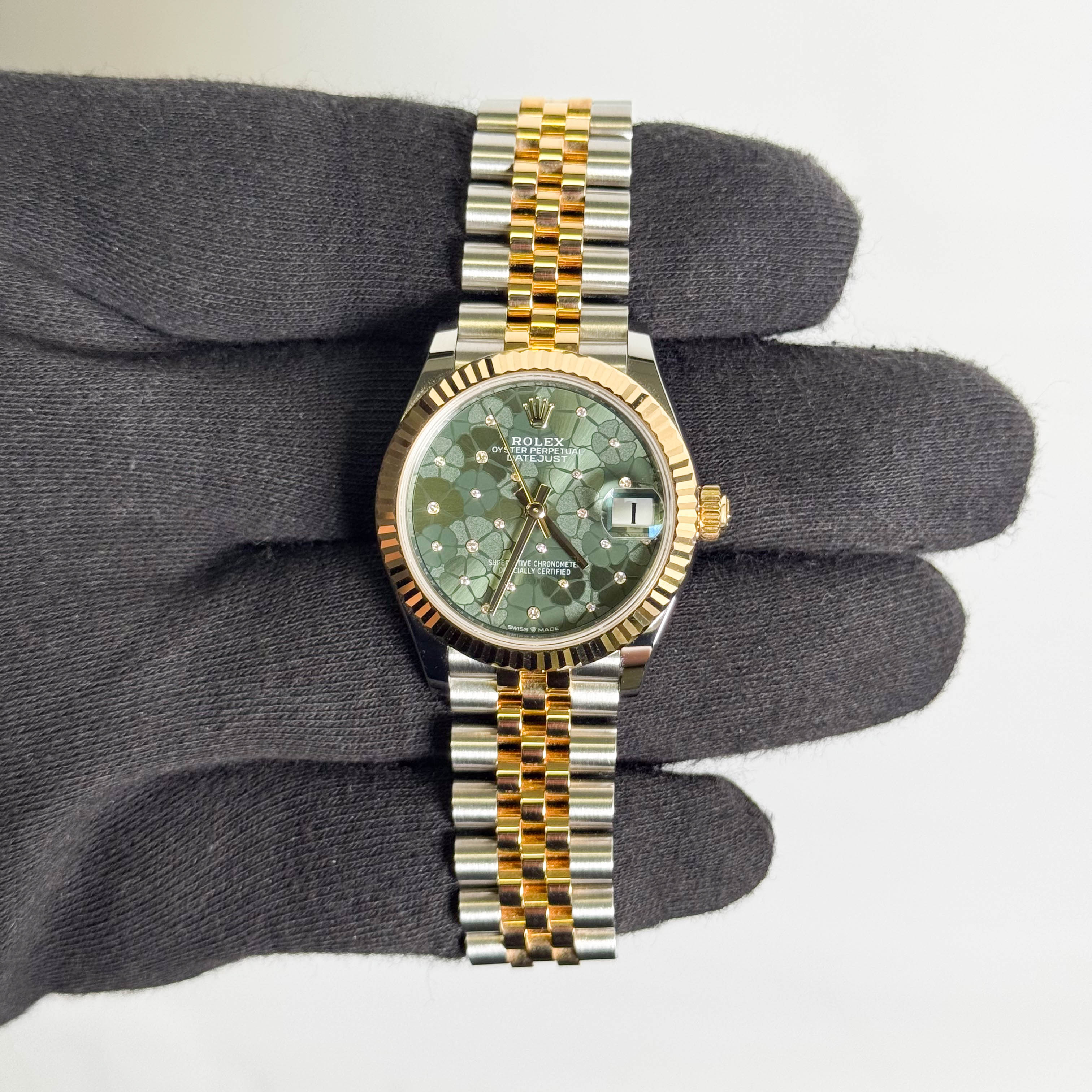 Rolex Datejust 31mm Green Dial Watch Ref# 278273