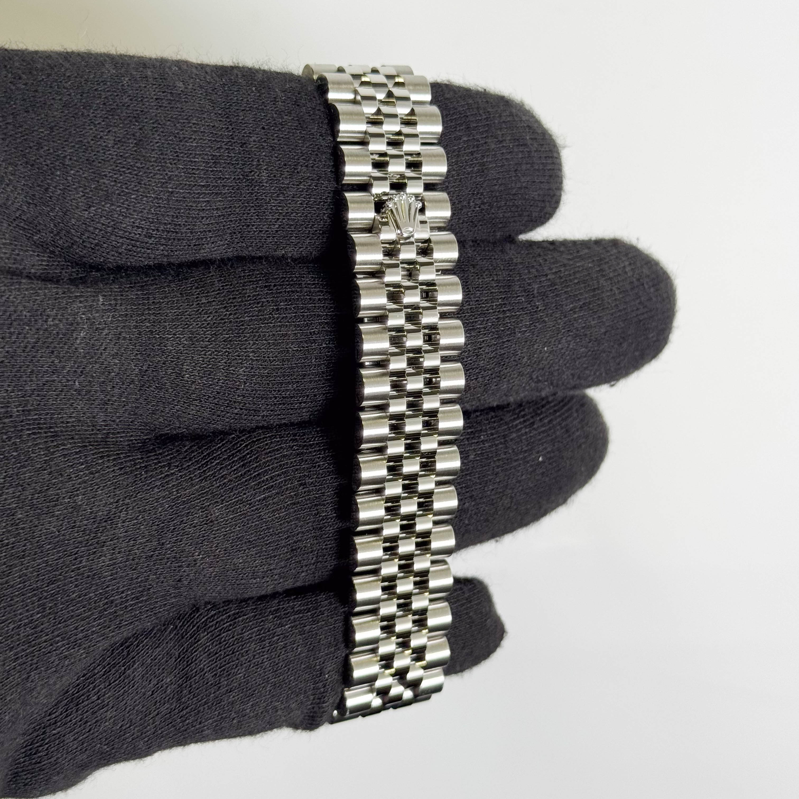 Rolex Datejust 31mm Green Dial Watch Ref # 278274