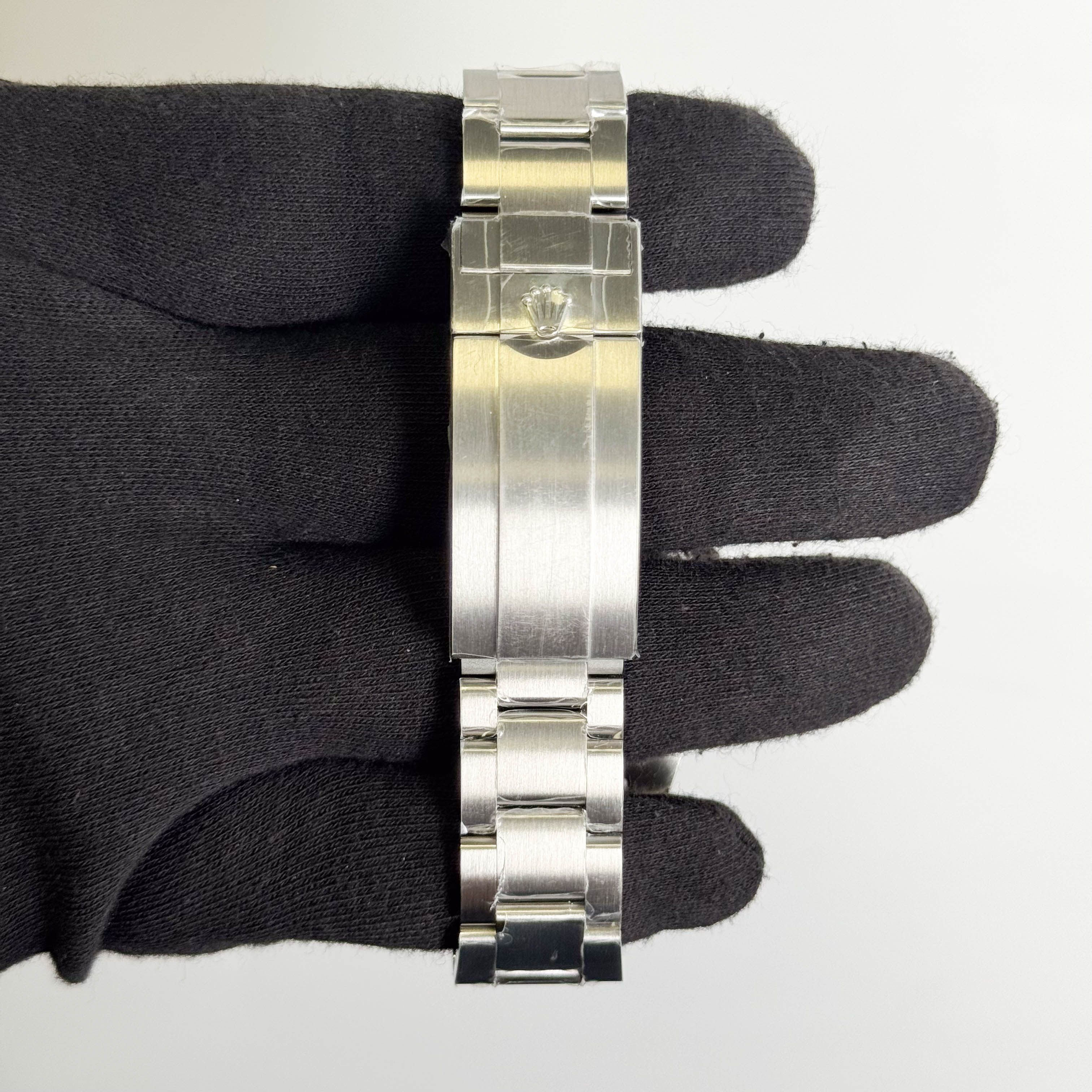 Rolex Sea-Dweller 44mm Black Dial Watch Ref# 136660