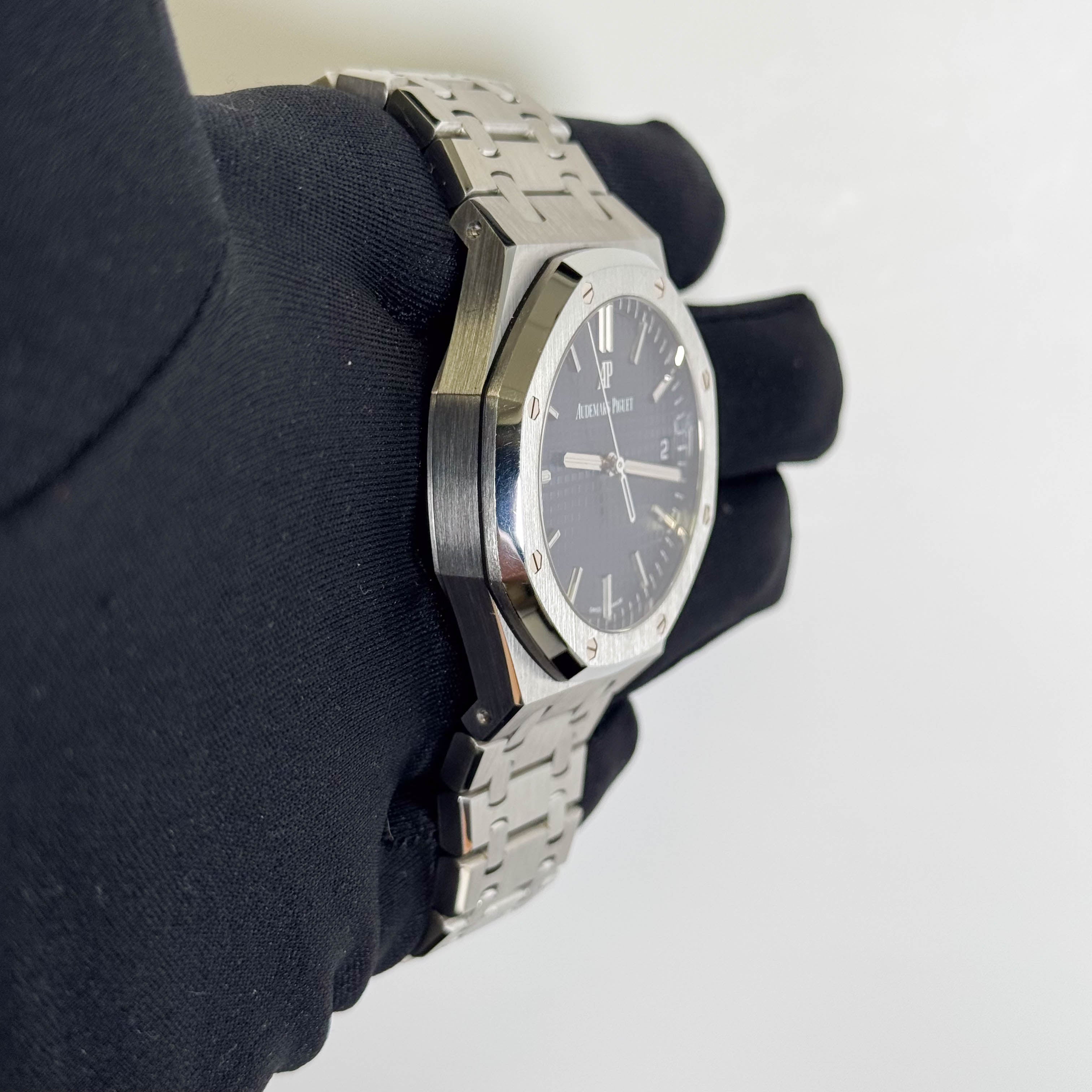 Audemars Piguet Royal Oak 41mm Blue Dial Watch Ref# 15500ST.OO.1220ST.01 - Happy Jewelers Fine Jewelry Lifetime Warranty