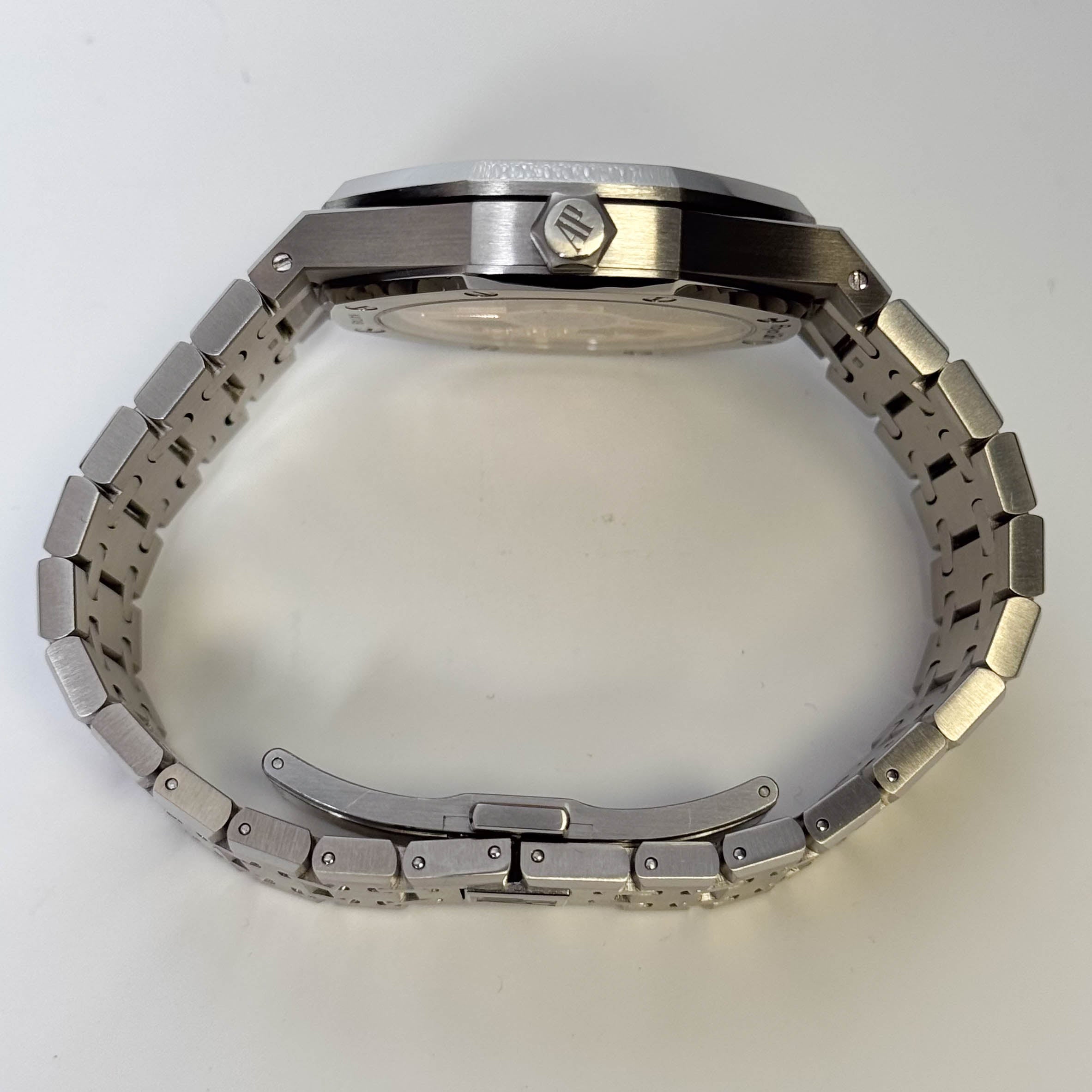 Audemars Piguet Royal Oak 41mm Blue Dial Watch Ref# 15500ST.OO.1220ST.01 - Happy Jewelers Fine Jewelry Lifetime Warranty