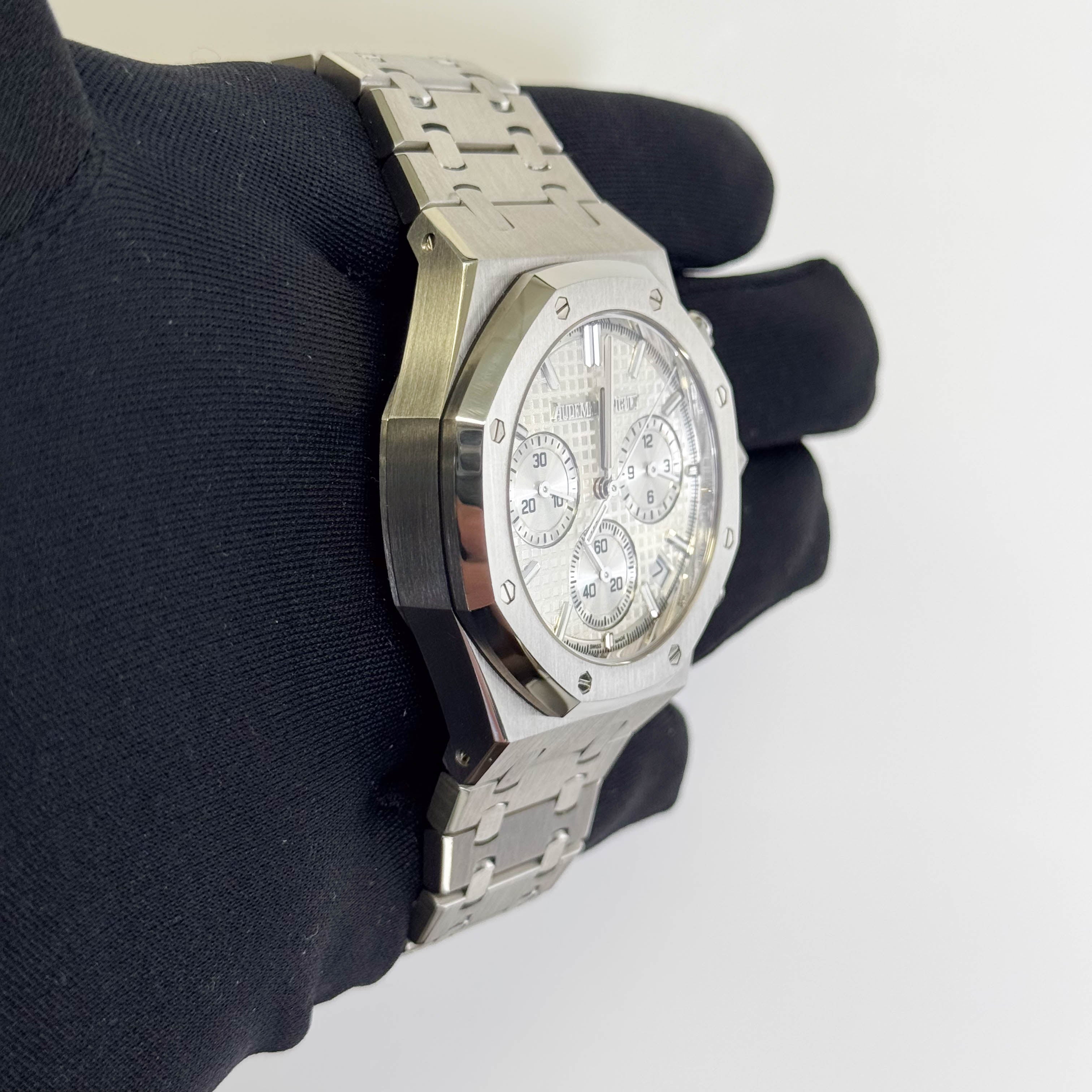 Audemars Piguet Royal Oak 41mm Silver Dial Watch Ref# 26240ST.OO.1320ST.03