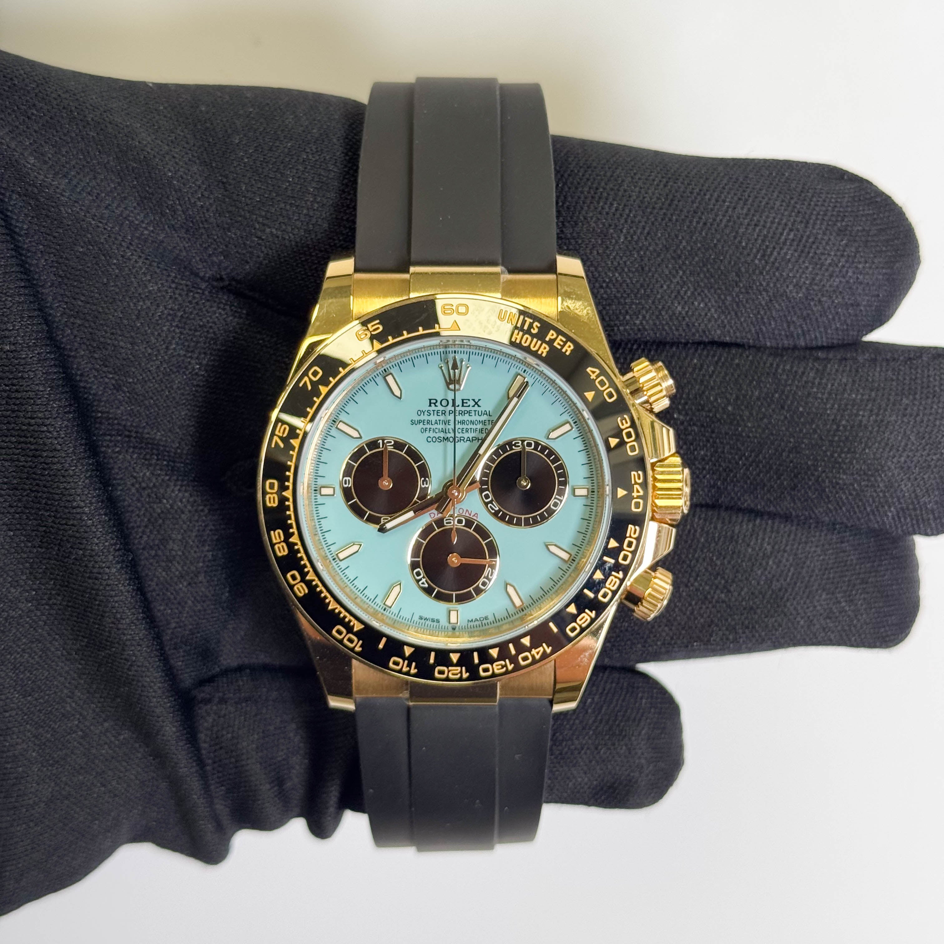 リゾレーヌ Rolex Daytona 40mm Turquoise Dial Watch Ref# 126518LN – Happy Jewelers
