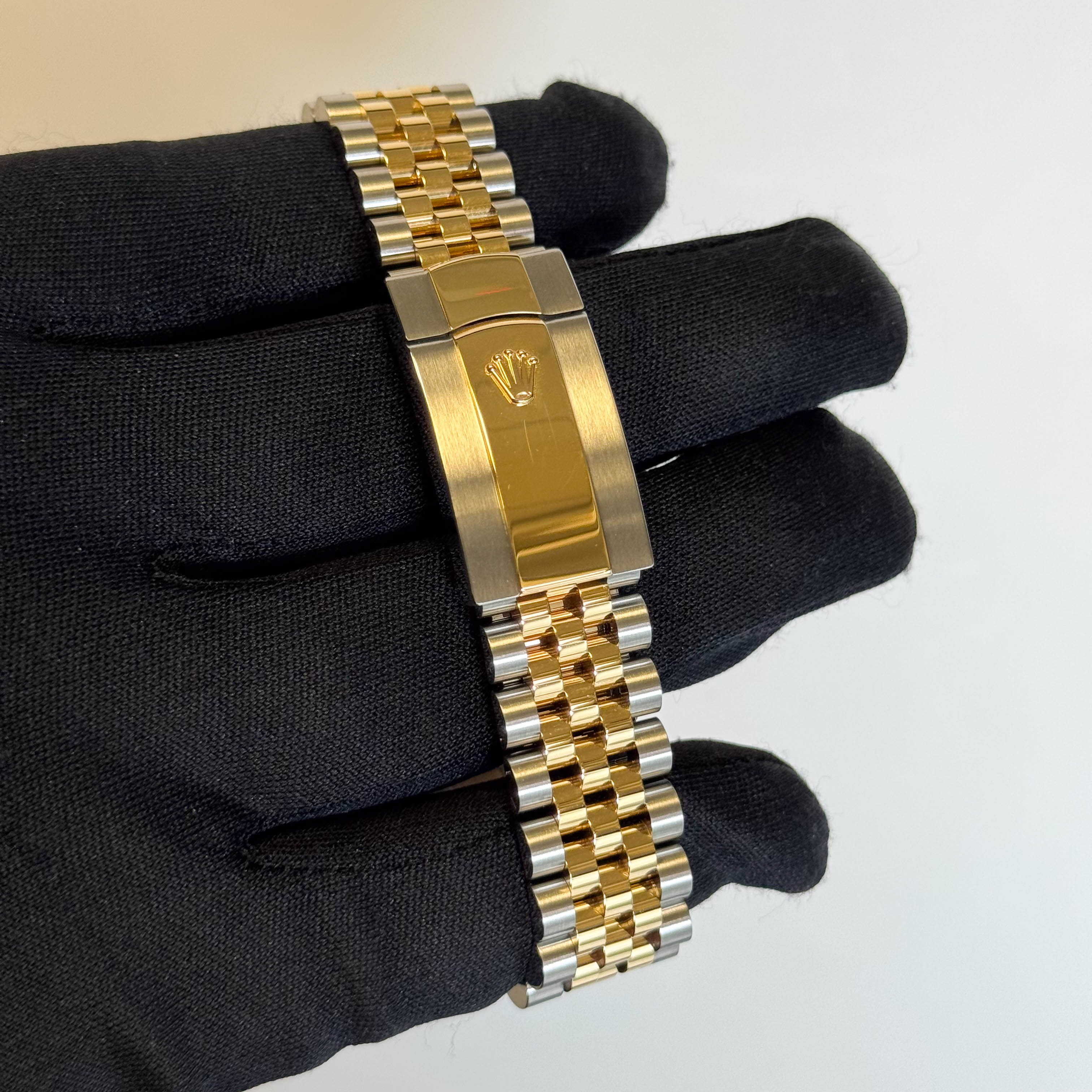 Rolex Datejust 36mm Champagne Dial Watch Ref# 126233