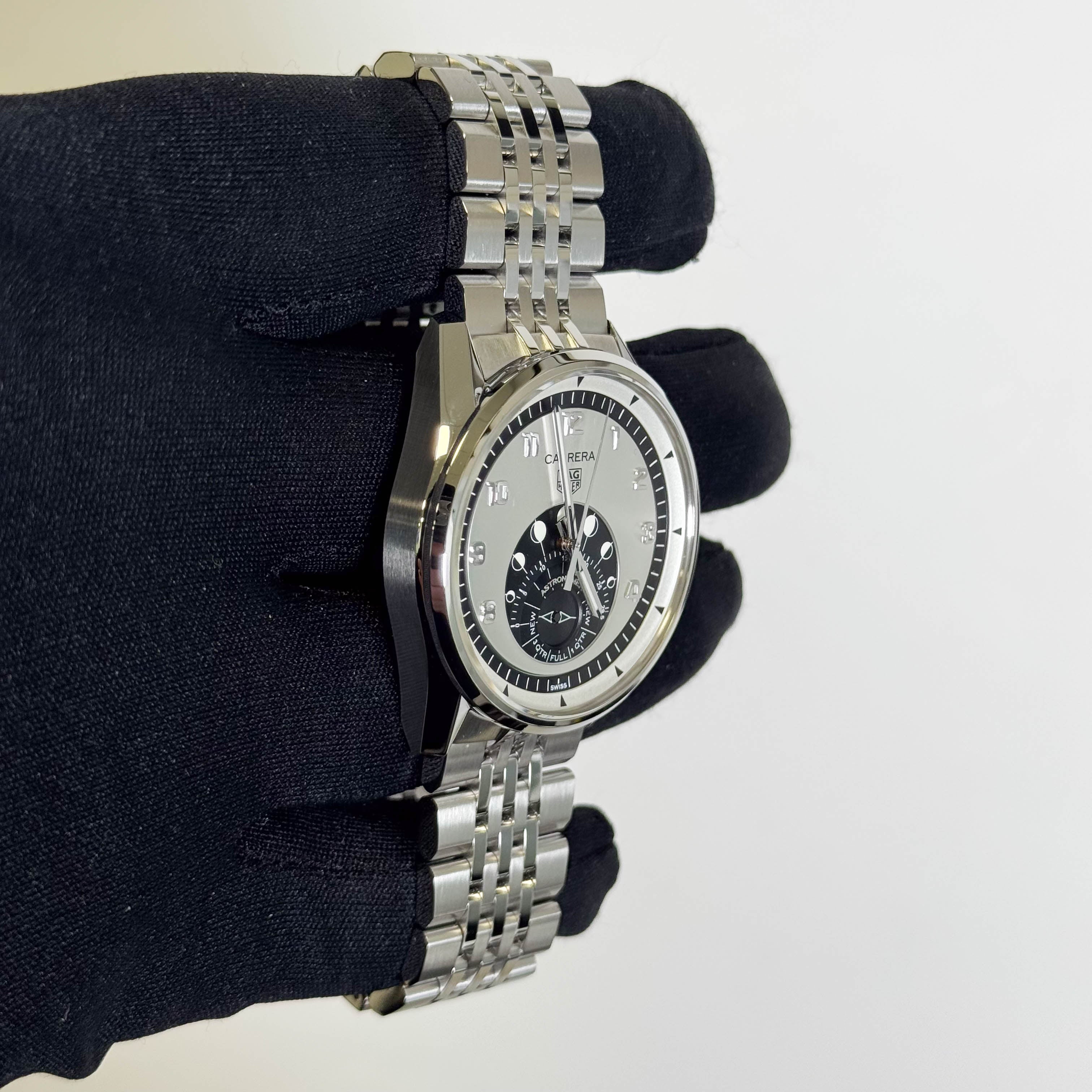 Tag Heuer Carrera 39mm Silver Dial Watch Ref# WBX2110.BA.0044 - Happy Jewelers Fine Jewelry Lifetime Warranty