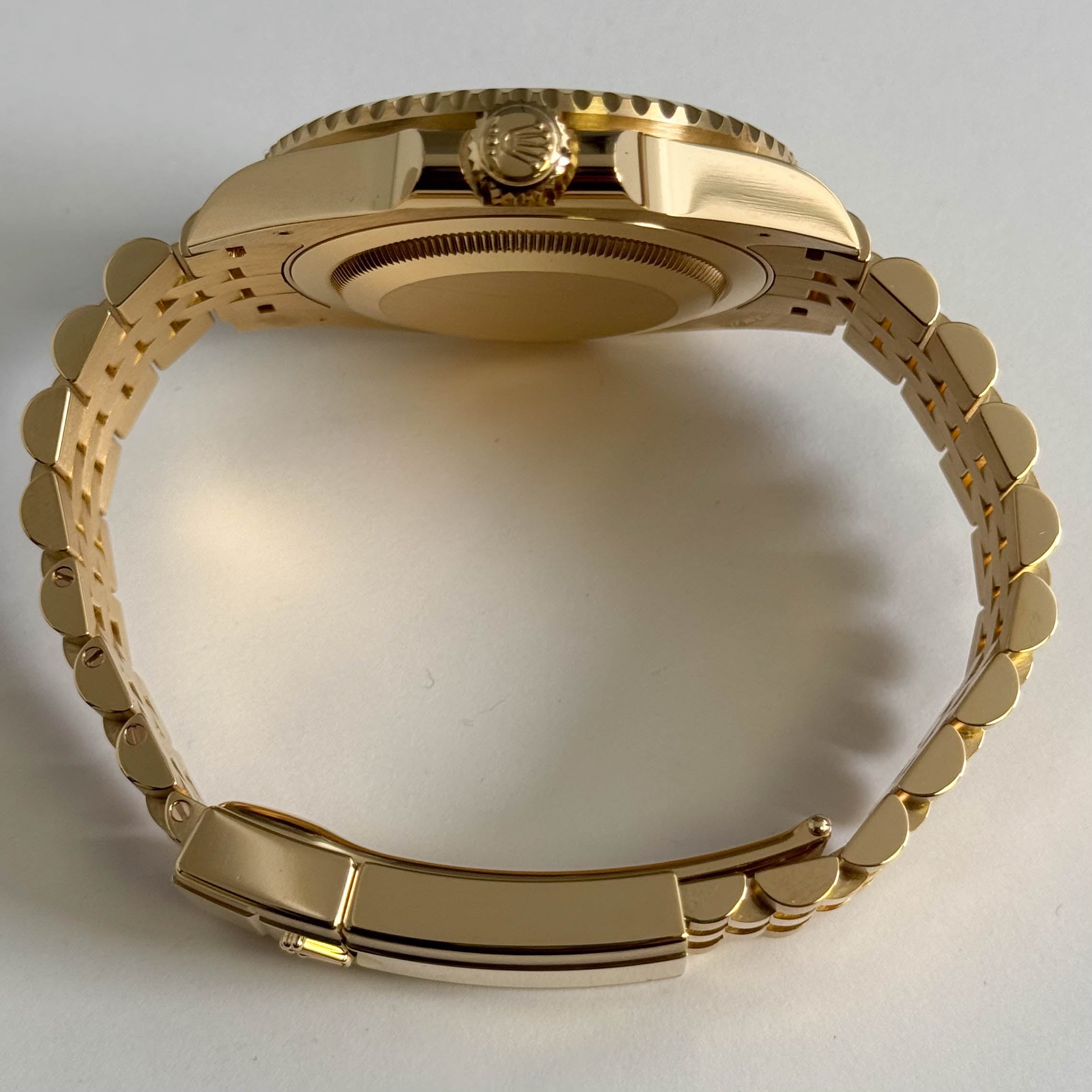 Rolex GMT-Master II 40mm Black Dial Watch Ref# 126718GRNR