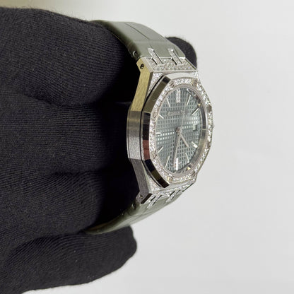 Audemars Piguet Royal Oak 37mm Green Dial Watch Ref# 15551BC.ZZ.D405CR.01
