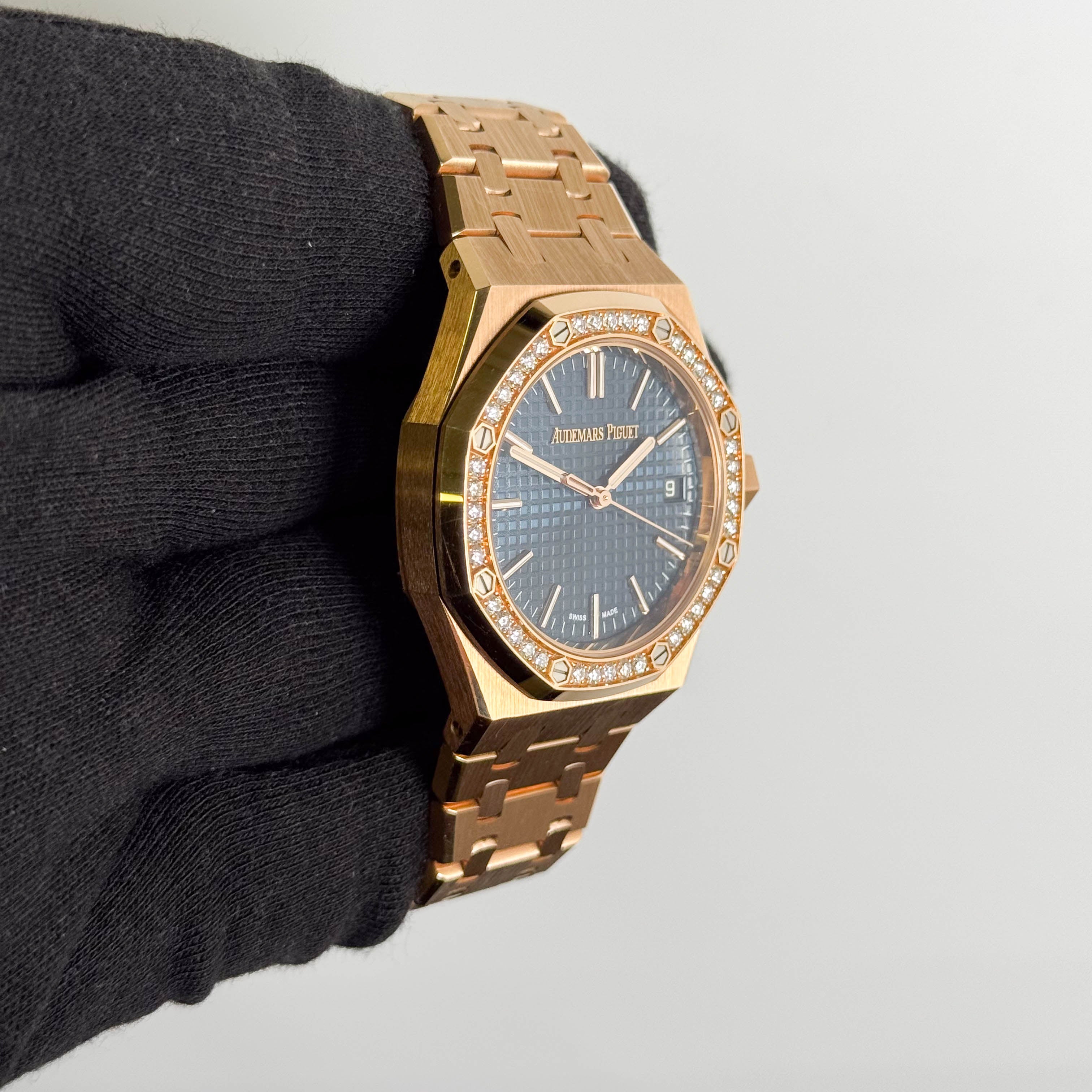 Audemars Piguet Royal Oak 37mm Blue Dial Watch Ref# 15551OR.ZZ.1356OR.02