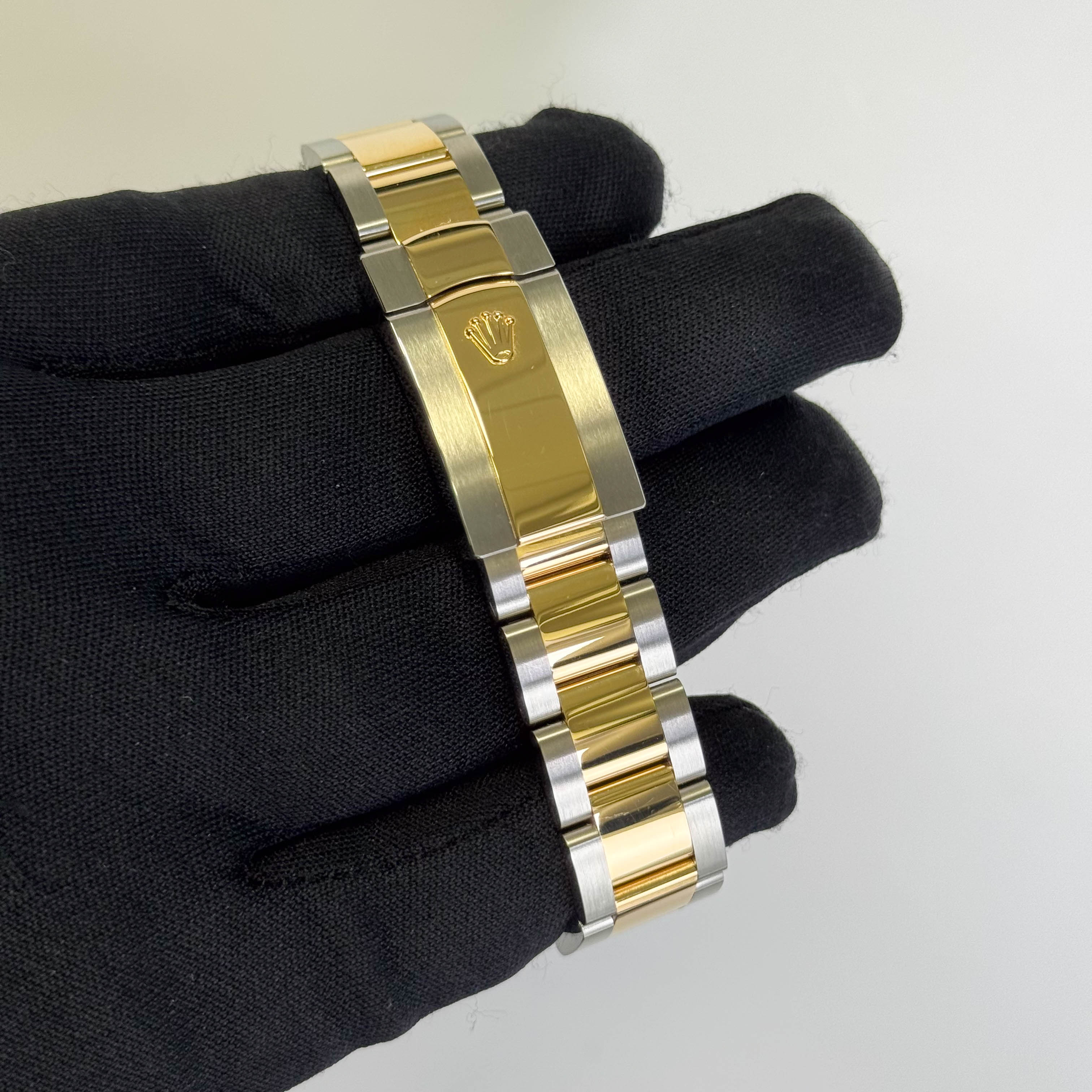 Rolex Datejust 36mm Black Diamond Dial Watch Ref# 126233