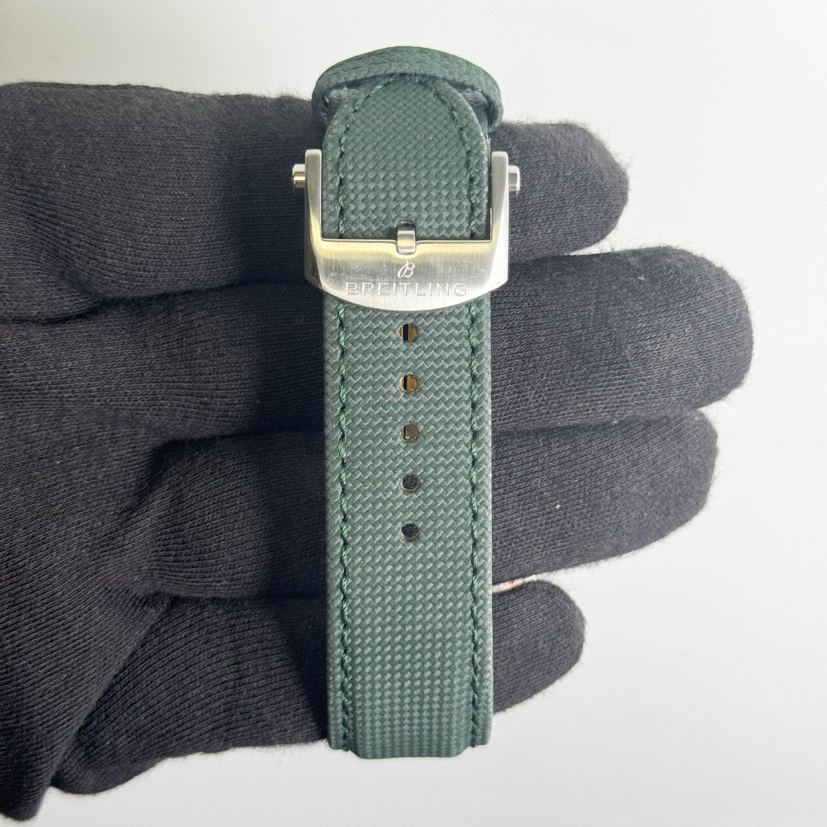Breitling Avenger 42mm Green Dial Watch Ref# A17328