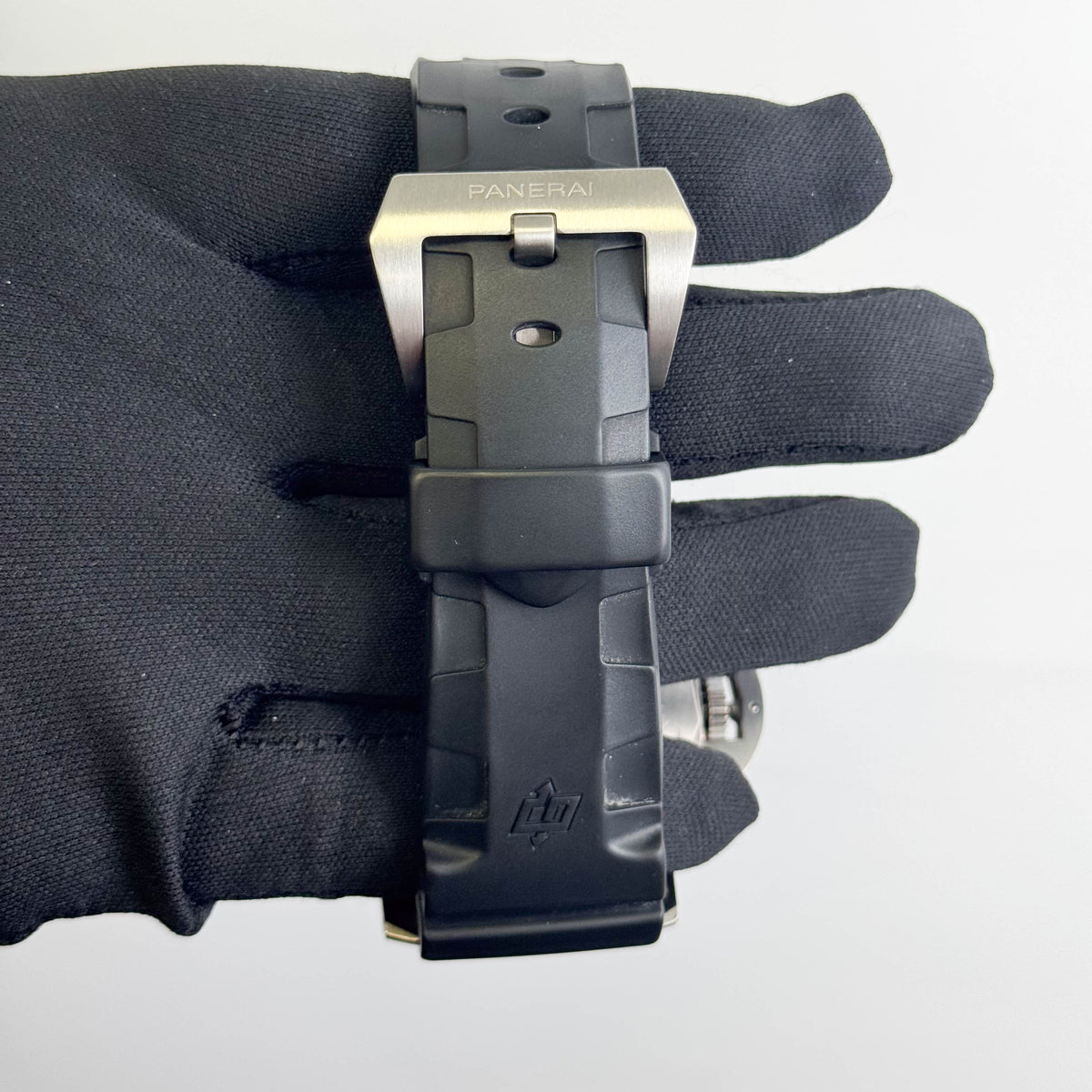 Panerai Submersible 47mm Black Dial Watch Ref# PAM00389