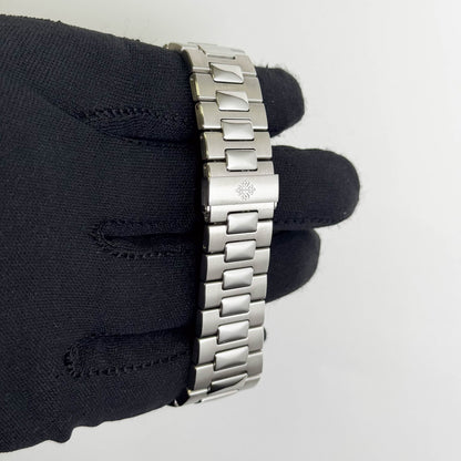 Patek Philippe Nautilus 40mm Blue Dial Watch Ref# 5711/1A-001 - Happy Jewelers Fine Jewelry Lifetime Warranty