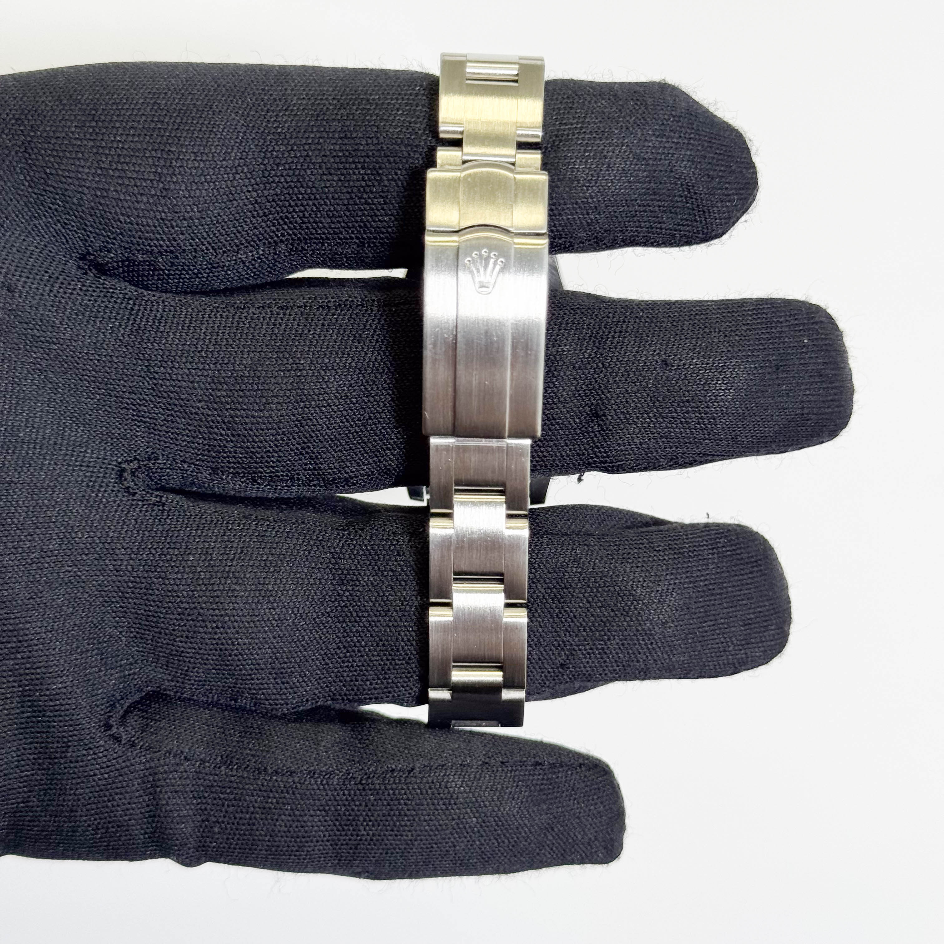 Rolex Oyster Perpetual 26mm Silver Dial Watch Ref# 176200 - Happy Jewelers Fine Jewelry Lifetime Warranty