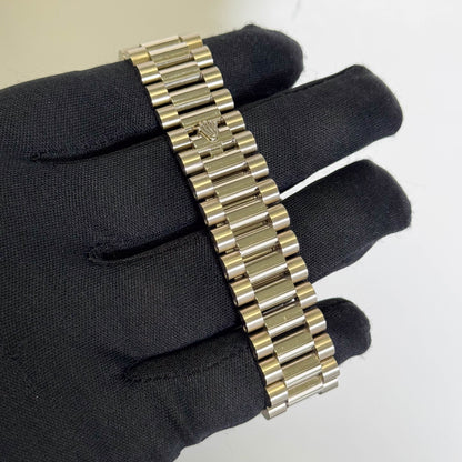 Rolex Day-Date 40mm Olive Dial Watch Ref# 228239