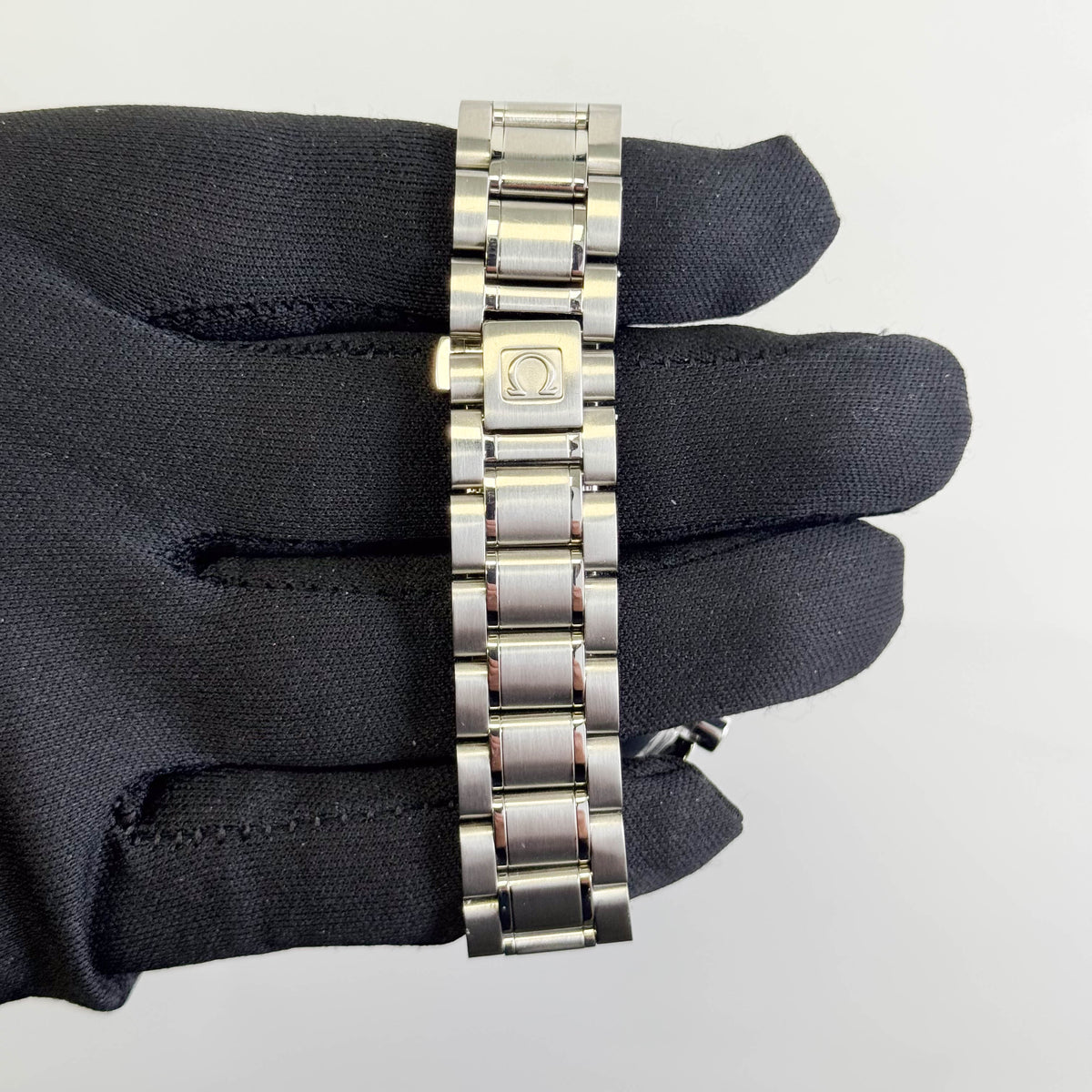Omega Speedmaster 39mm Silver Dial Watch Ref# 3513.30.00