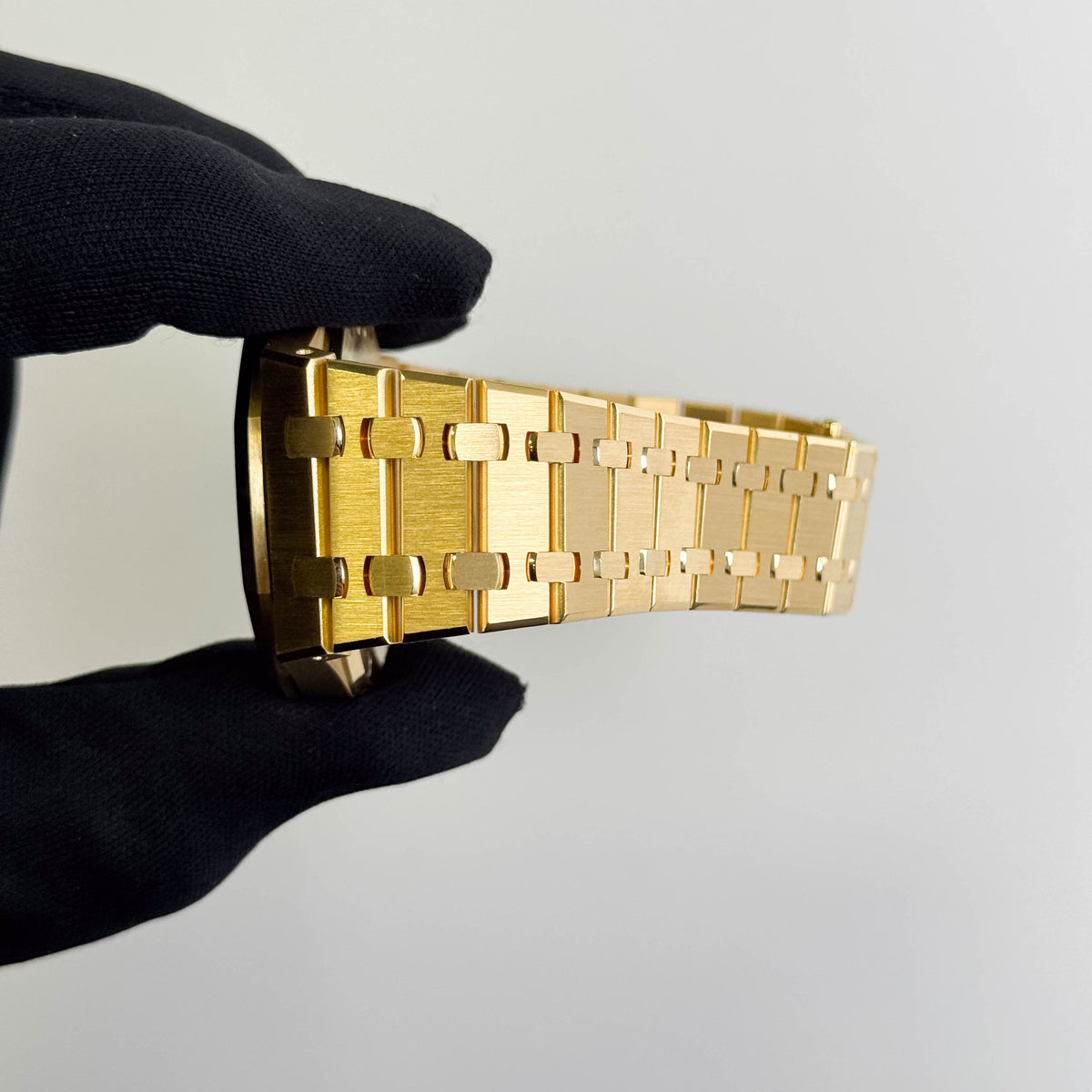 Audemars Piguet Royal Oak Yellow Gold Double Balance Wheel Openwork Dial Watch Ref# 15407BA.OO.1220BA.01