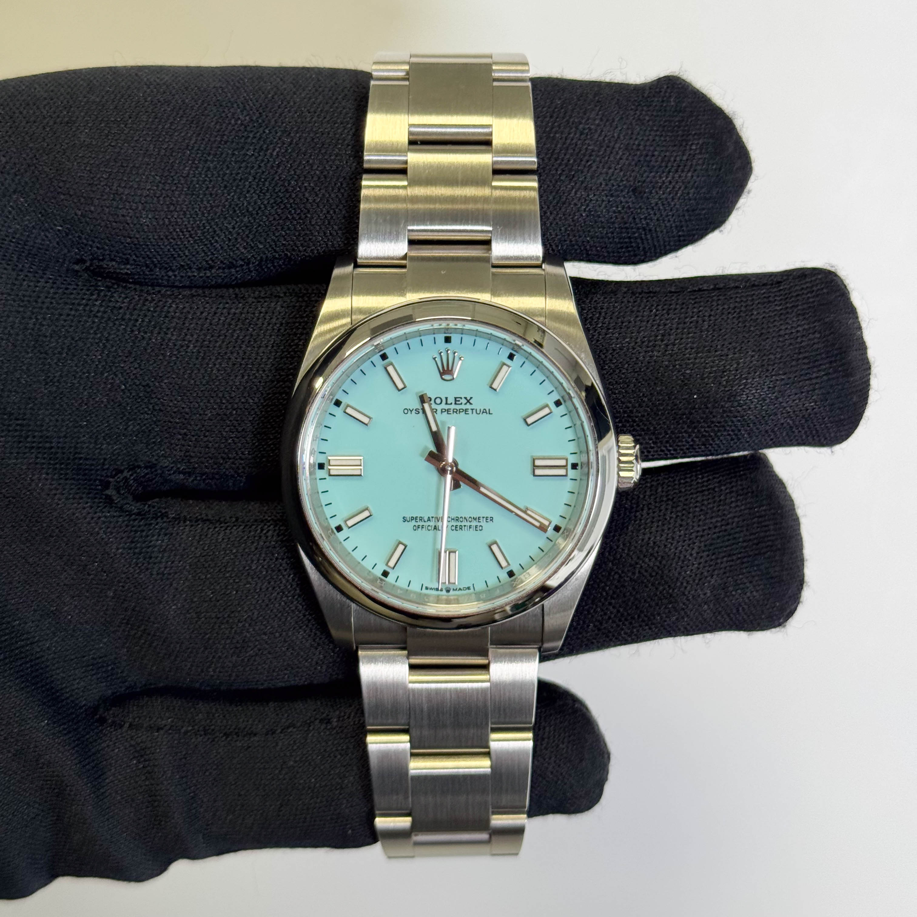 Rolex Oyster Perpetual 36mm Tiffany Dial Watch Ref# 126000 – Happy