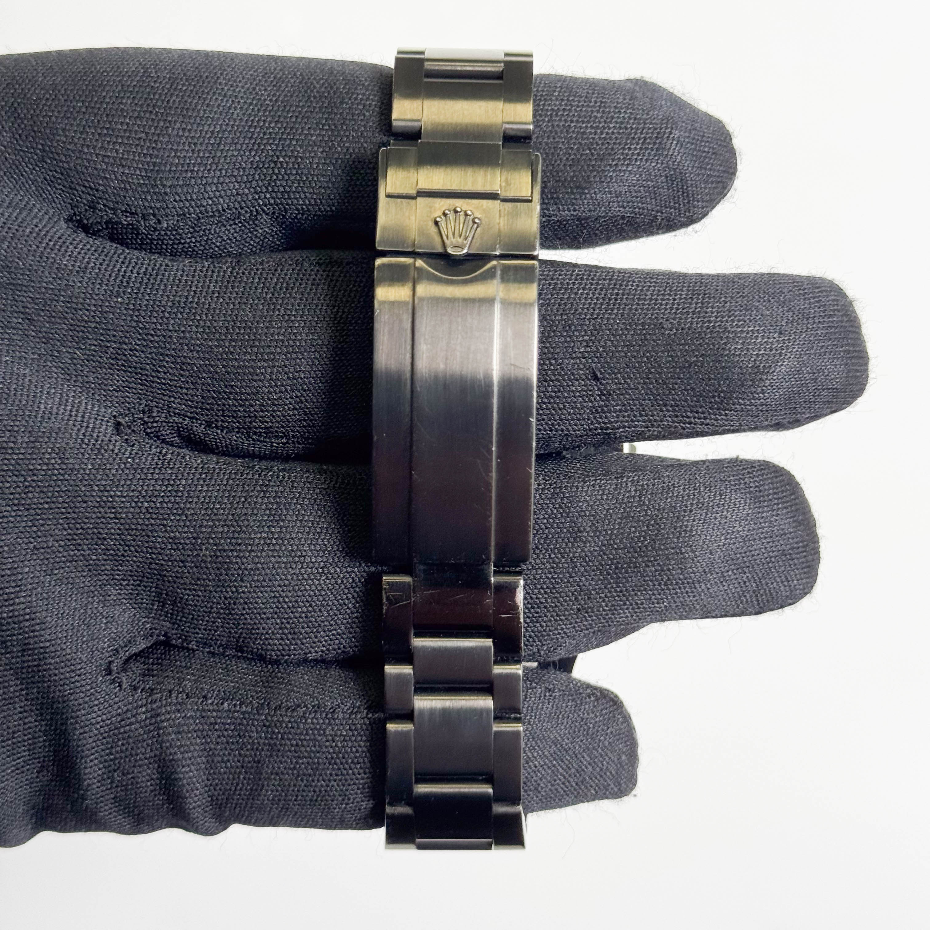 Rolex Submariner 40mm Black Dial Watch Ref# 116610 - Happy Jewelers Fine Jewelry Lifetime Warranty