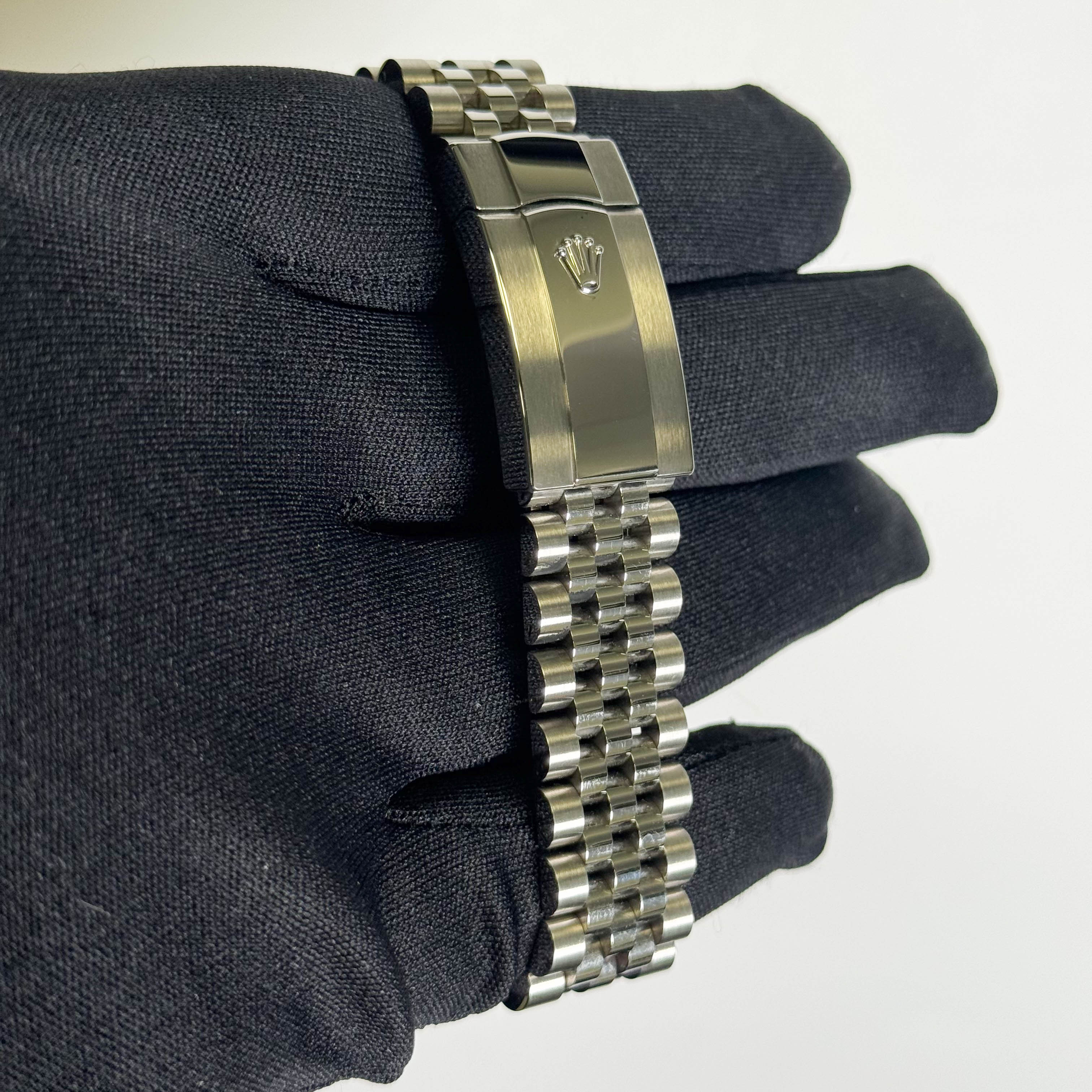 Rolex Datejust 41mm Silver Dial Watch Ref# 126334