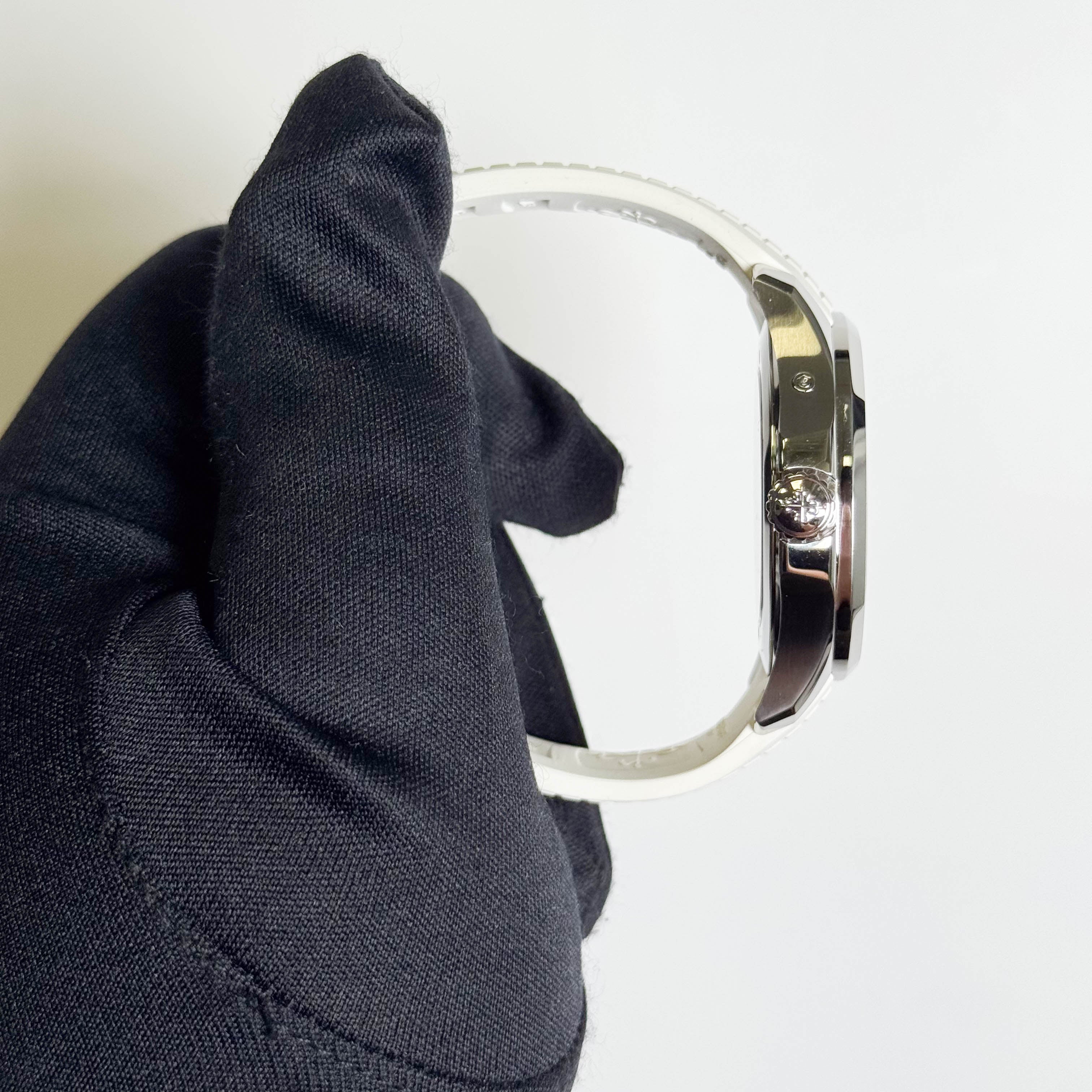 Patek Philippe Aquanaut Travel Time  40mm Black Dial Watch Ref# 5164A-001 - Happy Jewelers Fine Jewelry Lifetime Warranty