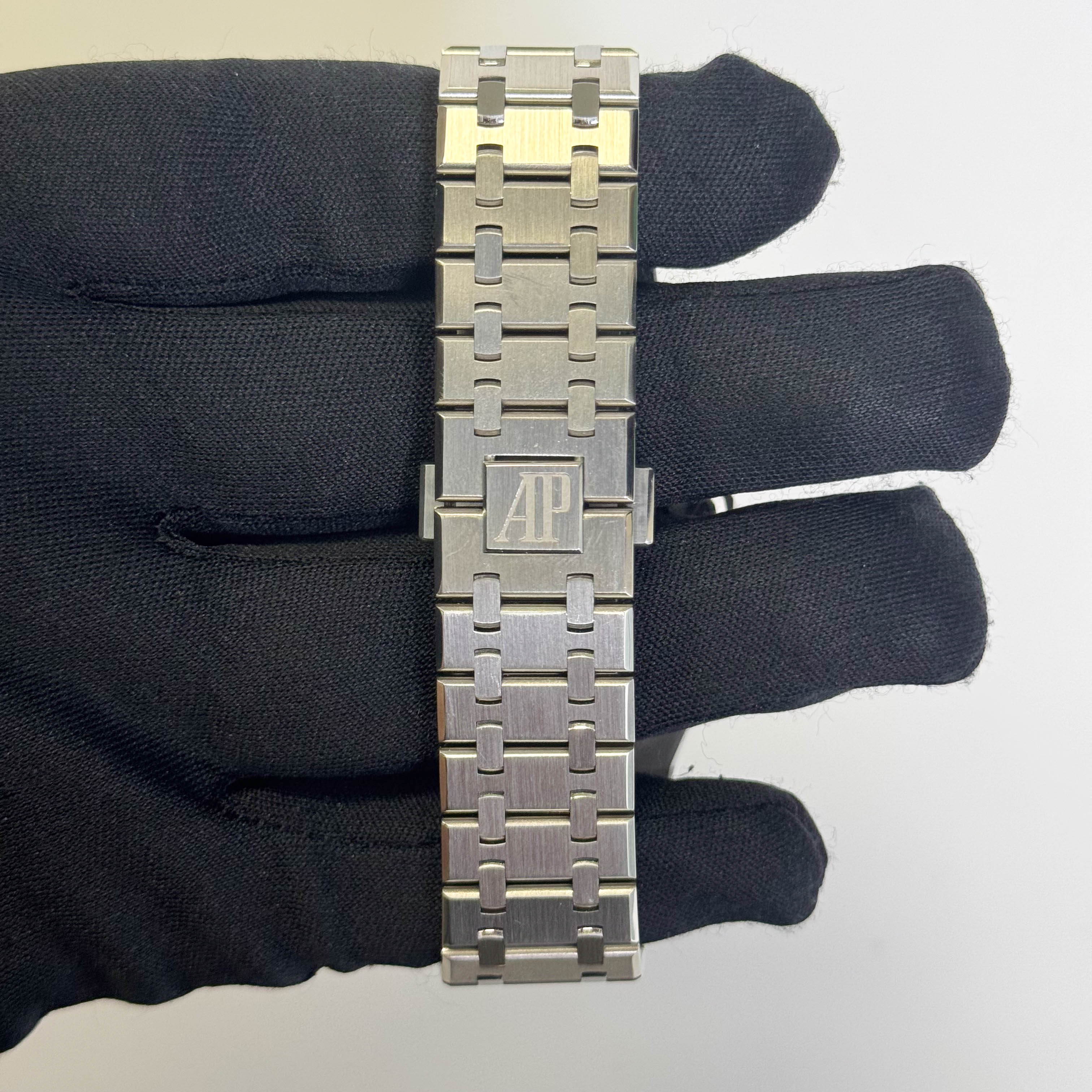 Audemars Piguet Royal Oak 41mm Green Dial Watch Ref# 26240ST.OO.1320ST.08