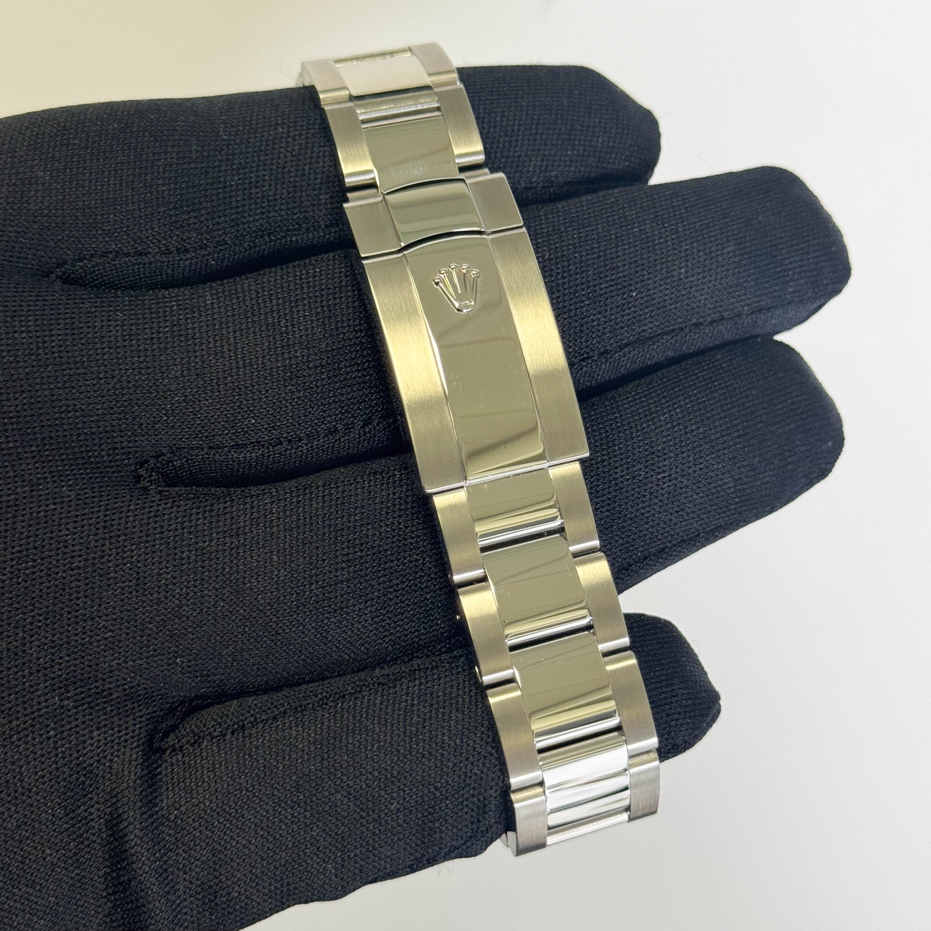 Rolex Datejust 36mm Silver Dial Watch Ref# 126200 - Happy Jewelers Fine Jewelry Lifetime Warranty