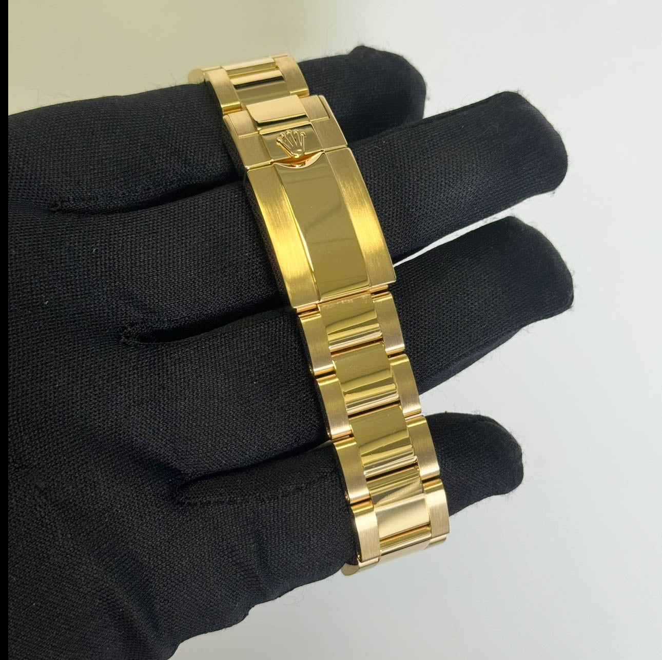 Rolex Yacht-Master II 44mm White Dial Watch Ref# 116688