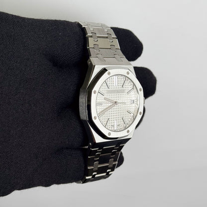 Audemars Piguet Royal Oak 41mm White Dial Watch Ref# 15510ST.OO.1320ST.08