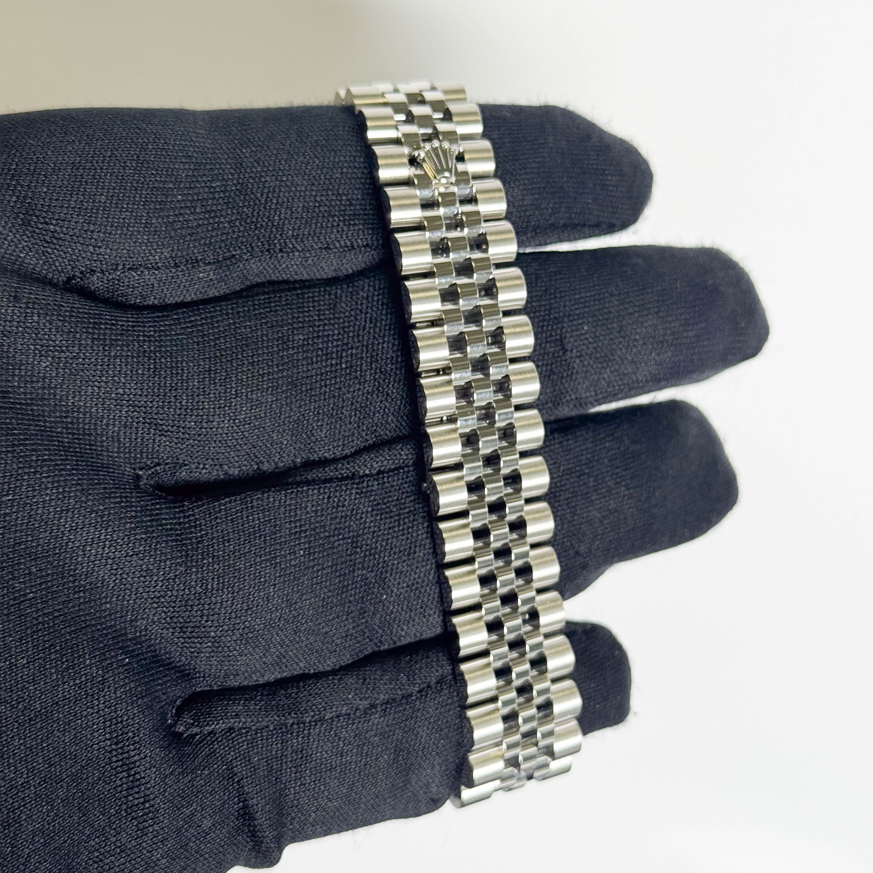 Rolex Datejust 31mm Silver Dial Watch Ref # 278274 - Happy Jewelers Fine Jewelry Lifetime Warranty