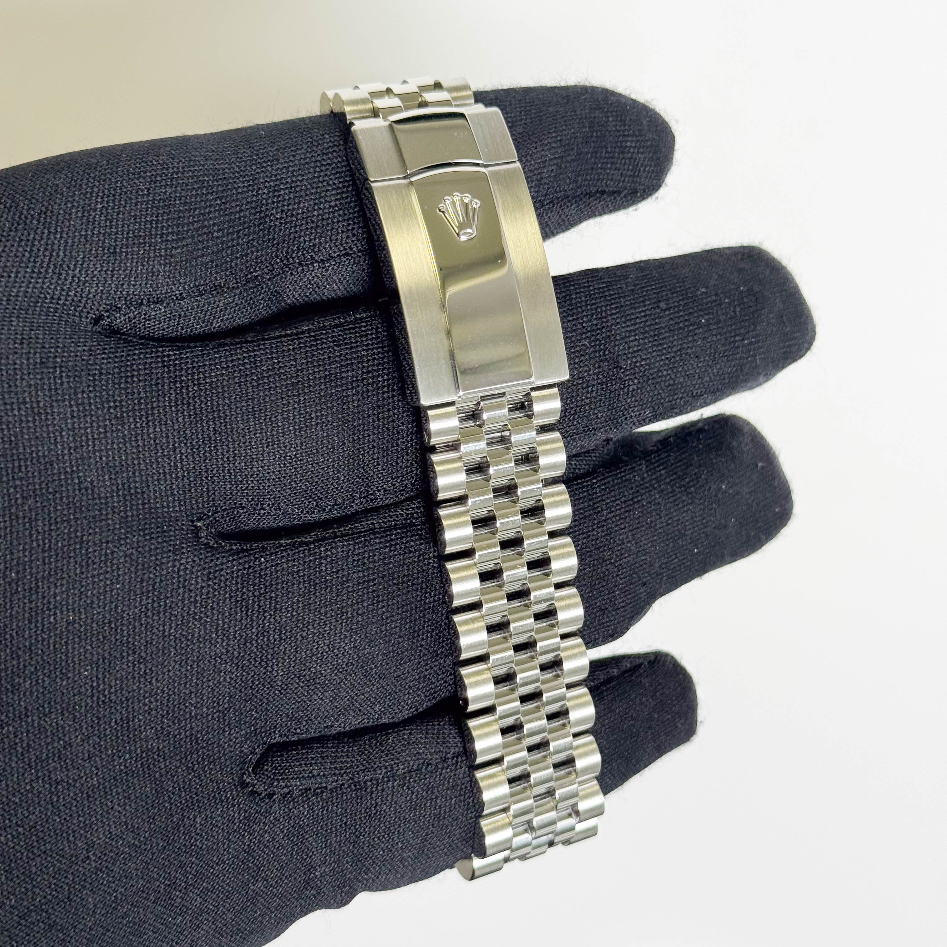 Rolex Datejust 41mm Blue Dial Watch Ref# 126334 - Happy Jewelers Fine Jewelry Lifetime Warranty