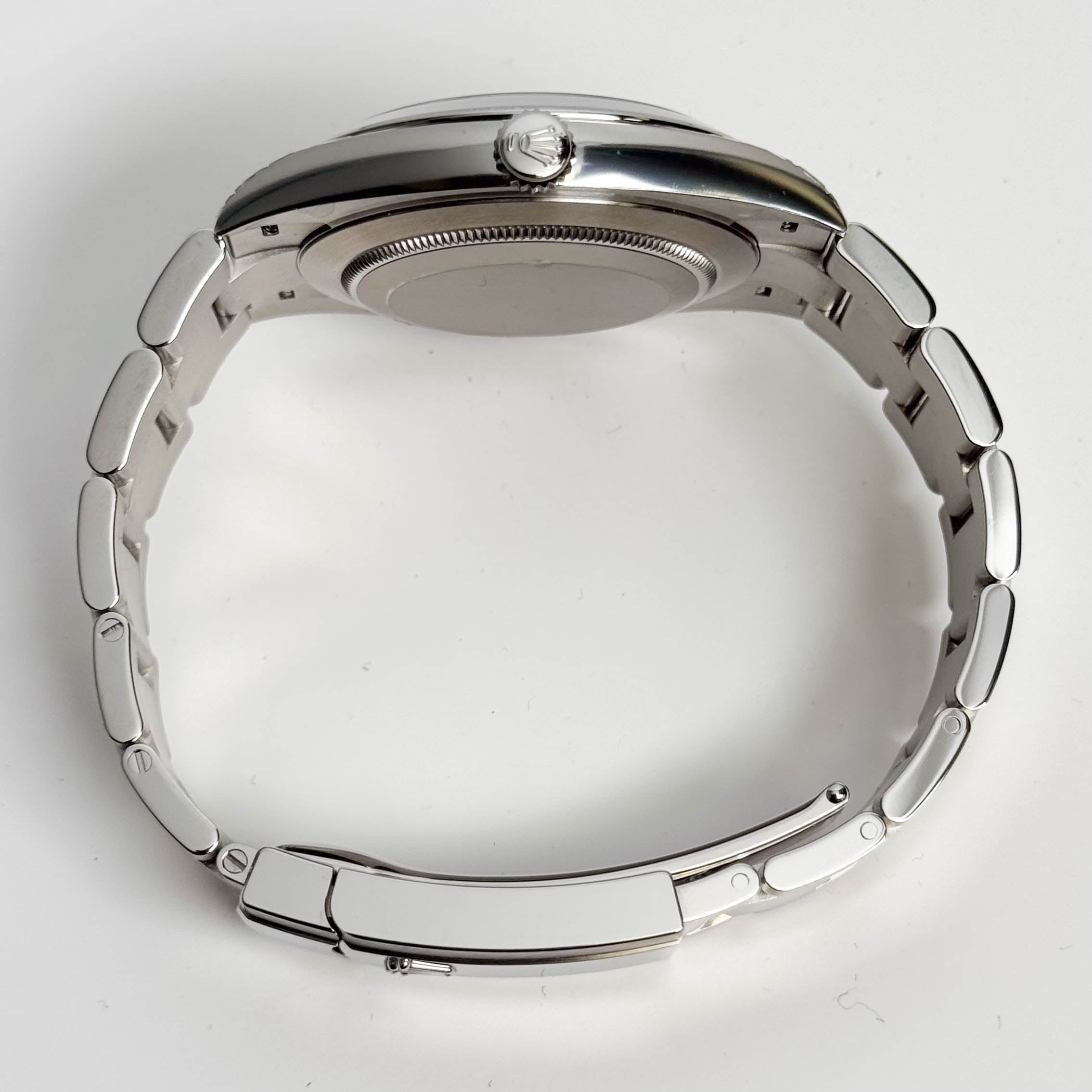 Rolex Datejust 41mm Silver Dial Watch Ref# 126300 - Happy Jewelers Fine Jewelry Lifetime Warranty