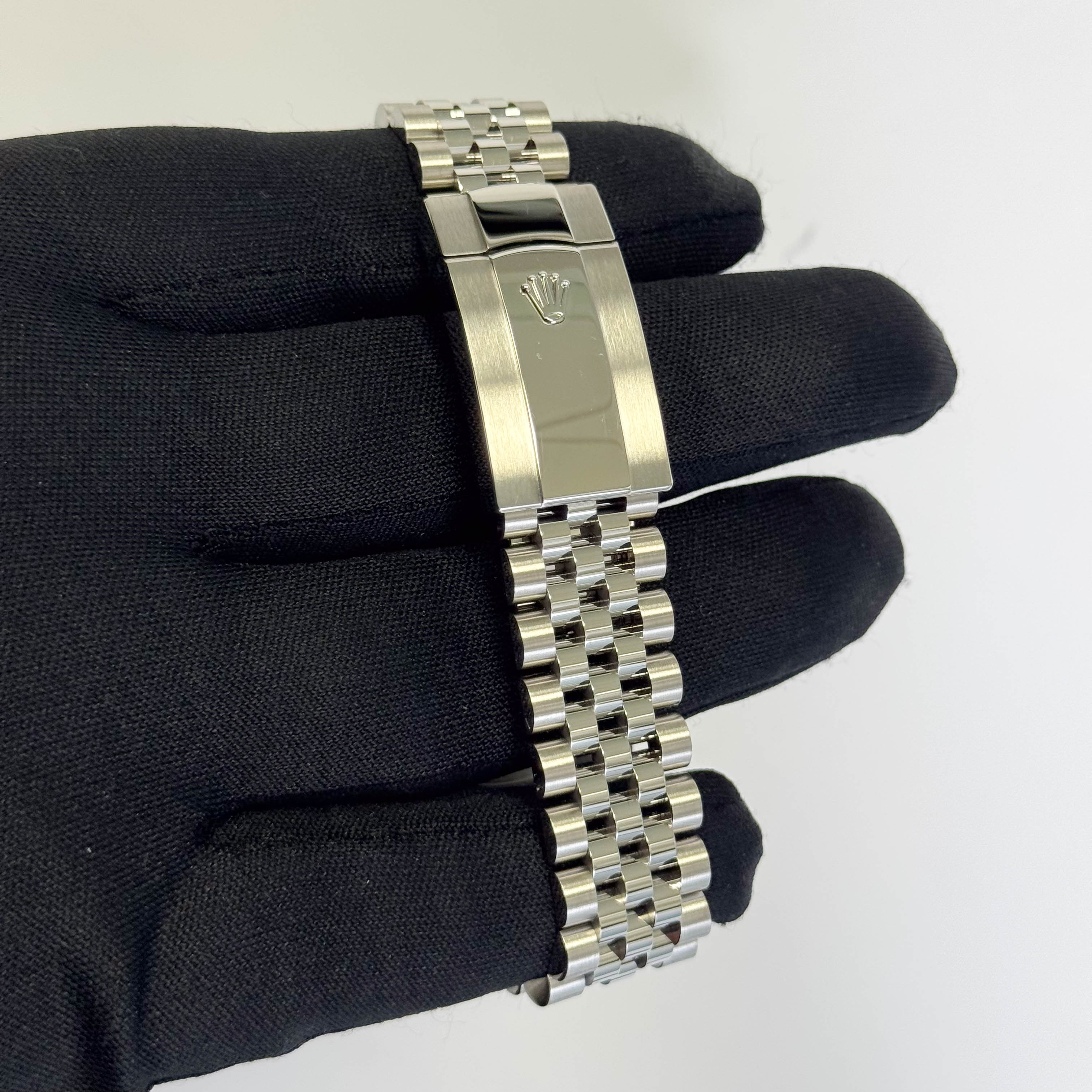 Rolex Datejust 41mm Blue Dial Watch Ref# 126334 - Happy Jewelers Fine Jewelry Lifetime Warranty