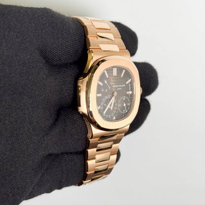 Patek Philippe Nautilus 40mm Brown Stick Dial Watch Ref#  5712/1R-001
