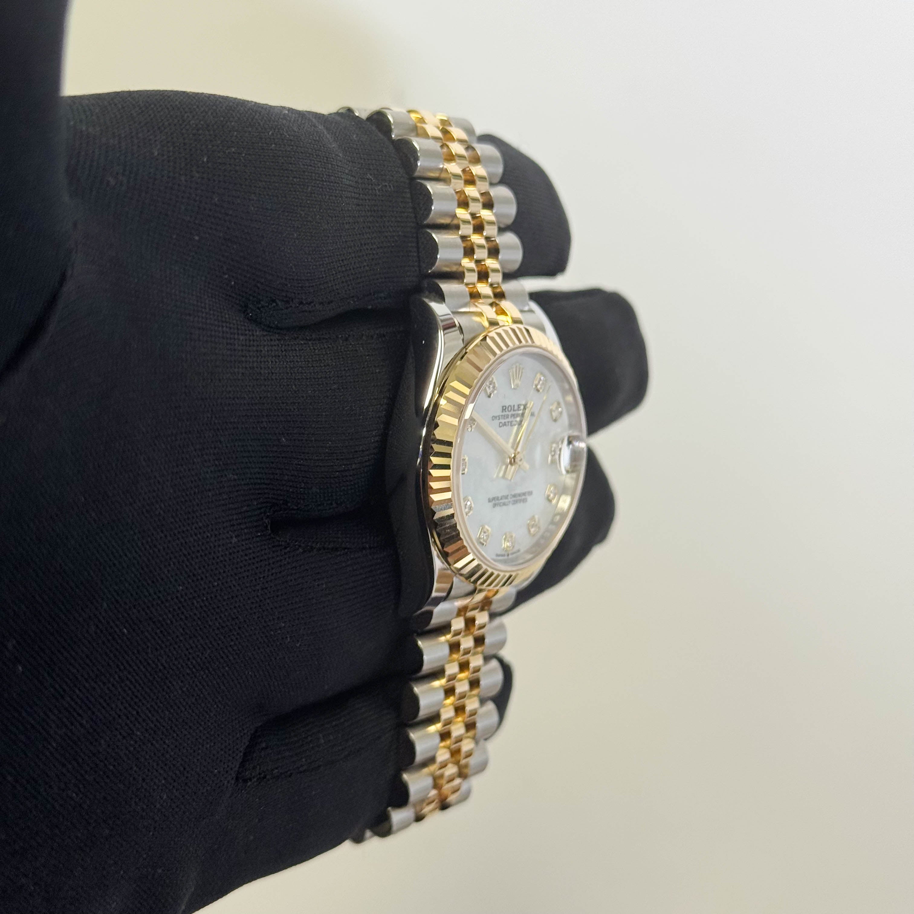 Rolex Datejust 31mm MOP Dial Watch Ref# 278273