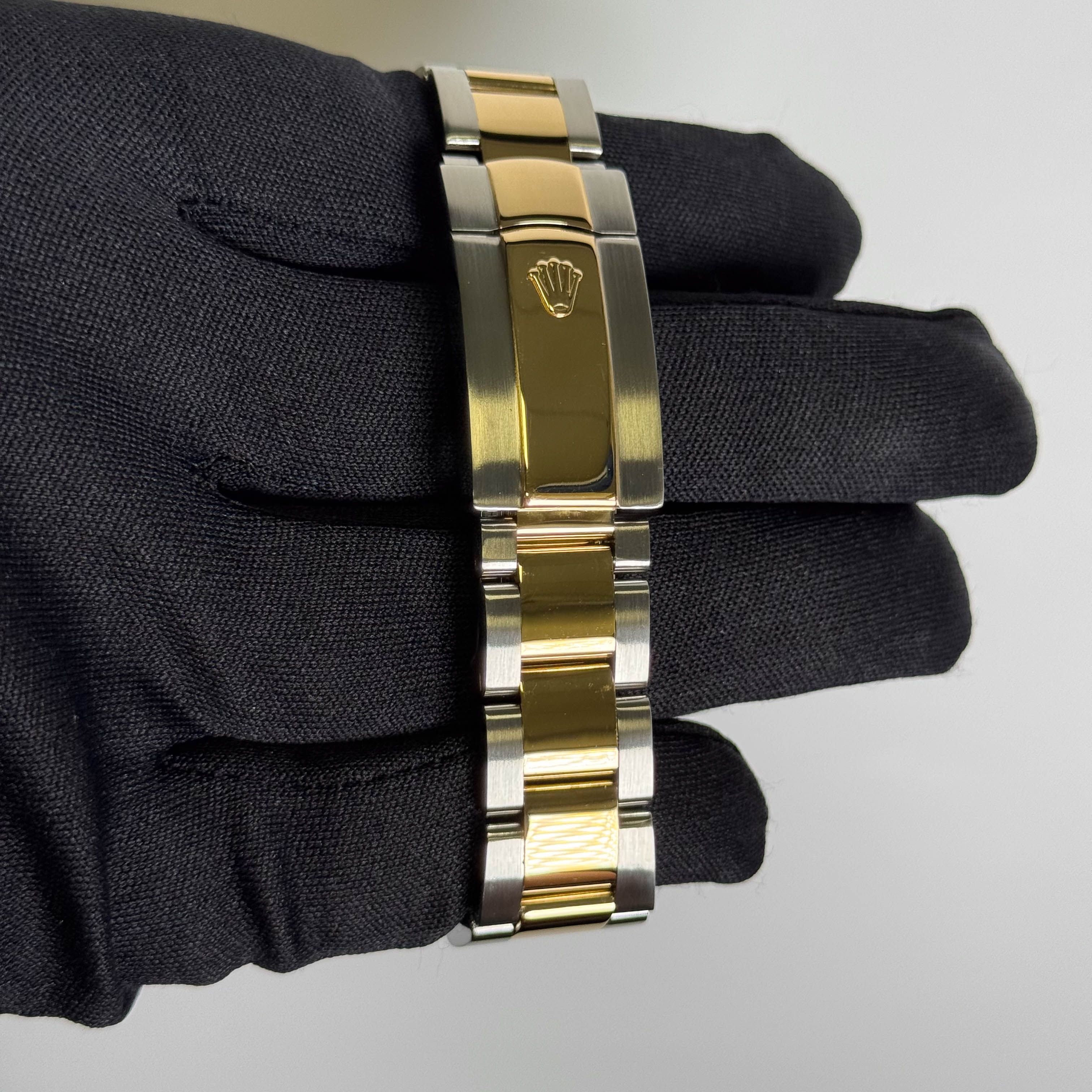 Rolex Datejust 36mm White Dial Watch Ref# 116233