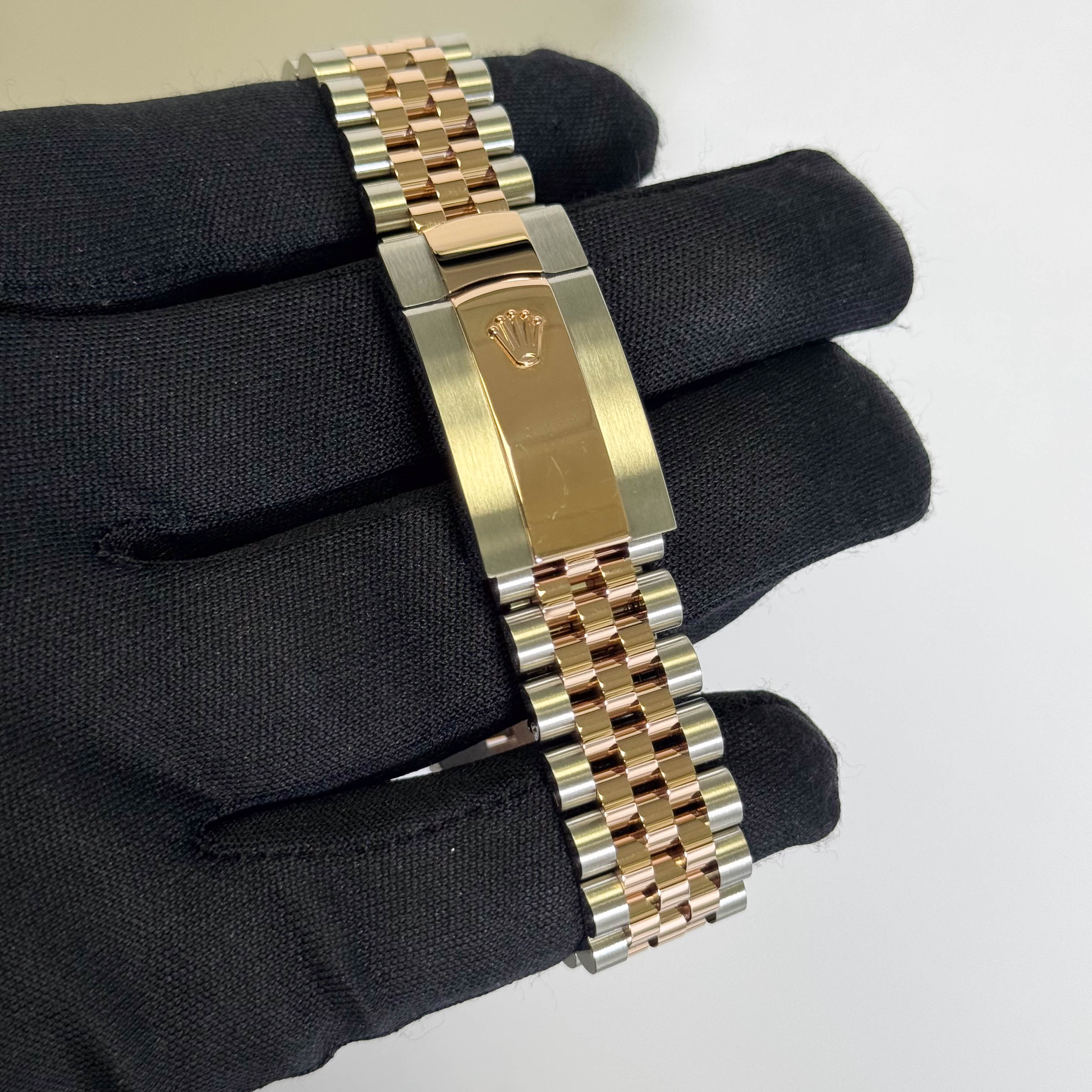 Rolex Datejust 41mm Wimbledon Dial Watch Ref# 126331