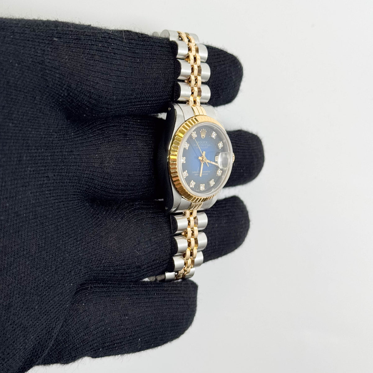 Rolex Datejust 26mm Factory Blue Vignette Dial Watch Ref# 69173