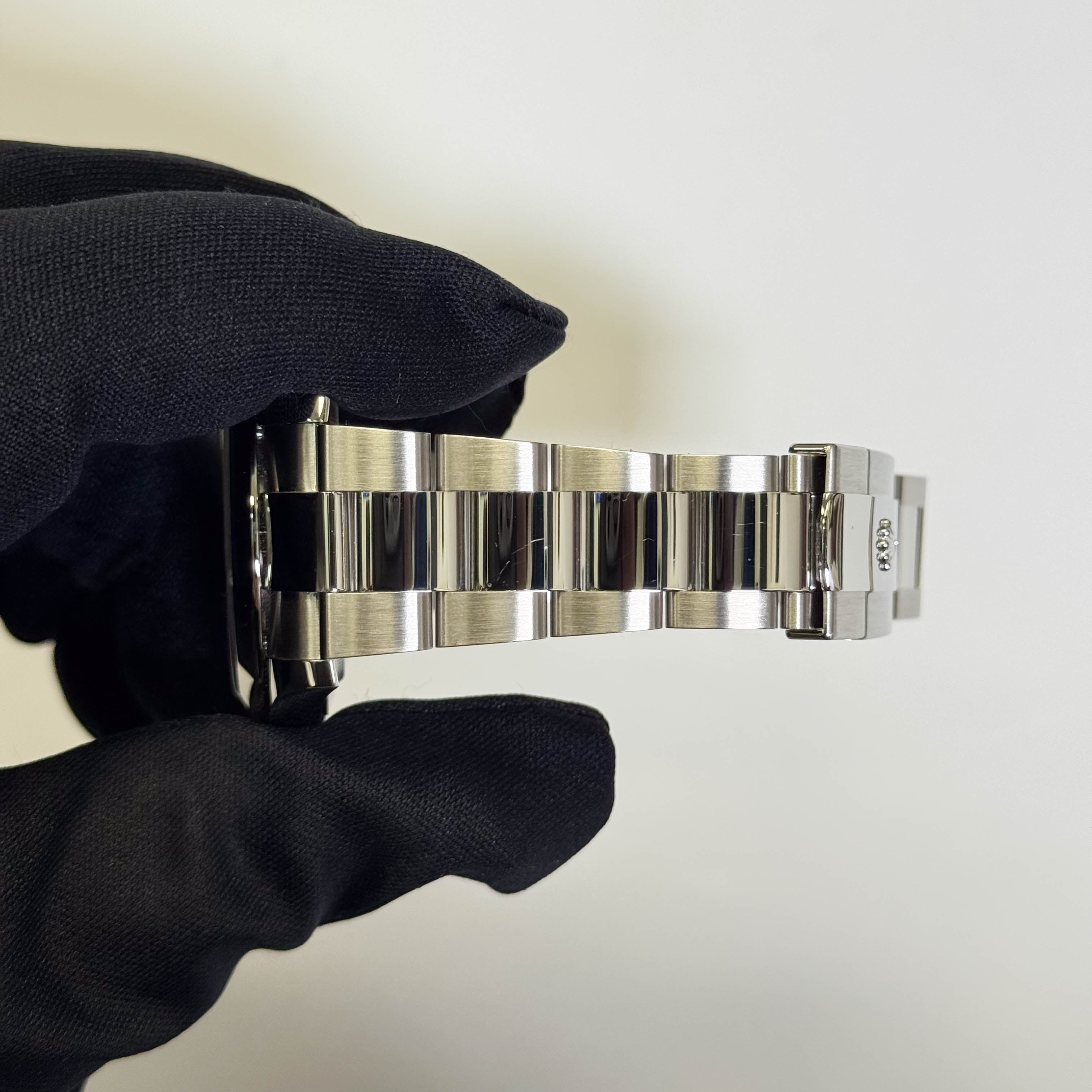 Rolex Datejust 41mm Rhodium Dial Watch Ref# 126300 - Happy Jewelers Fine Jewelry Lifetime Warranty