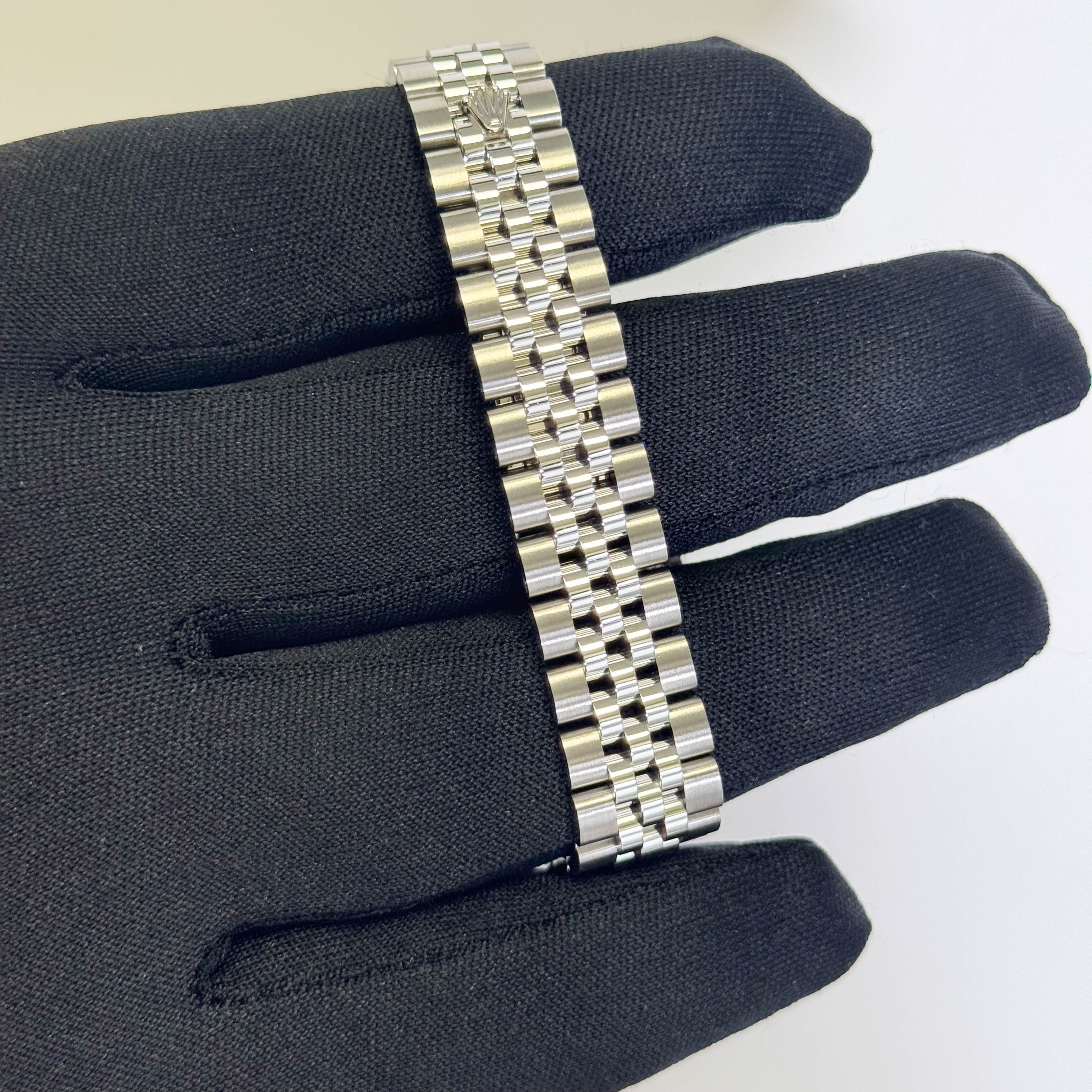 Rolex Datejust 28mm Pink Dial Watch Ref# 279174 - Happy Jewelers Fine Jewelry Lifetime Warranty