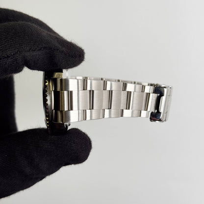 Rolex Submariner Stainless Steel 40mm Black Dial Watch Ref# 16610