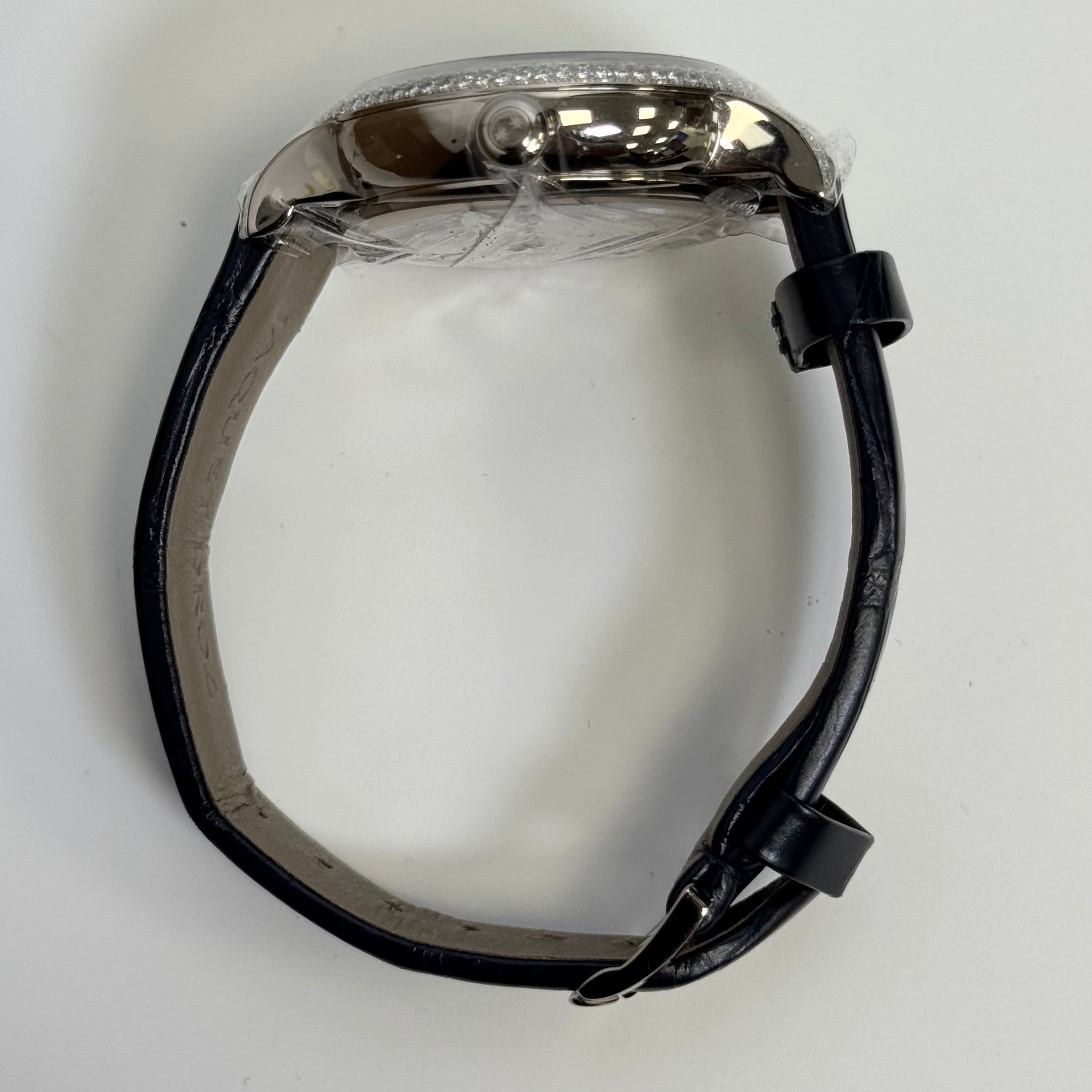 Jaquet Droz Petite Heure Minute 35mm Black Dial Watch Ref# J005004201 - Happy Jewelers Fine Jewelry Lifetime Warranty