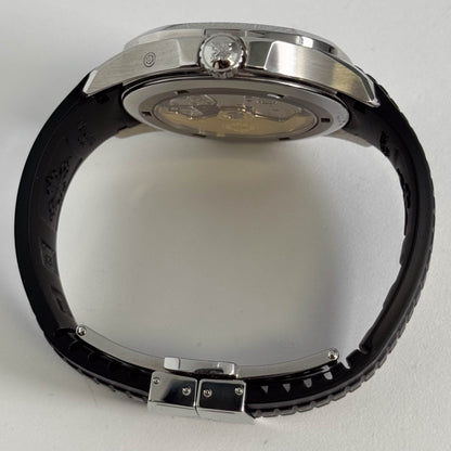 Patek Philippe Aquanaut 40mm Grey Dial Watch Ref# 5164A-001