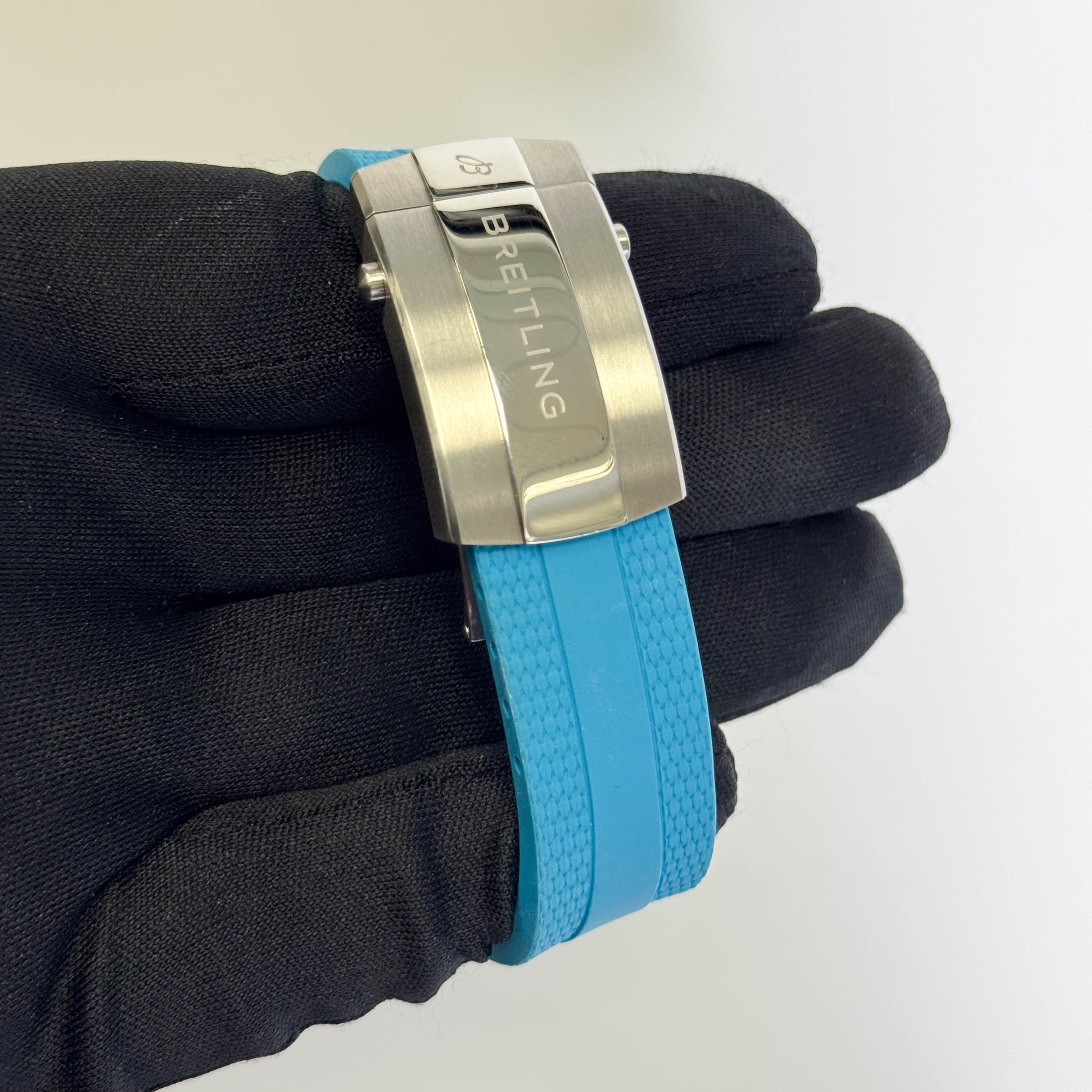 Breitling Superocean 42mm Black Dial Watch Ref# A17375211B2S1 - Happy Jewelers Fine Jewelry Lifetime Warranty