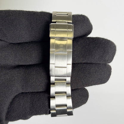 Rolex Sea-Dweller 40mm Black Dial Watch Ref# 16660